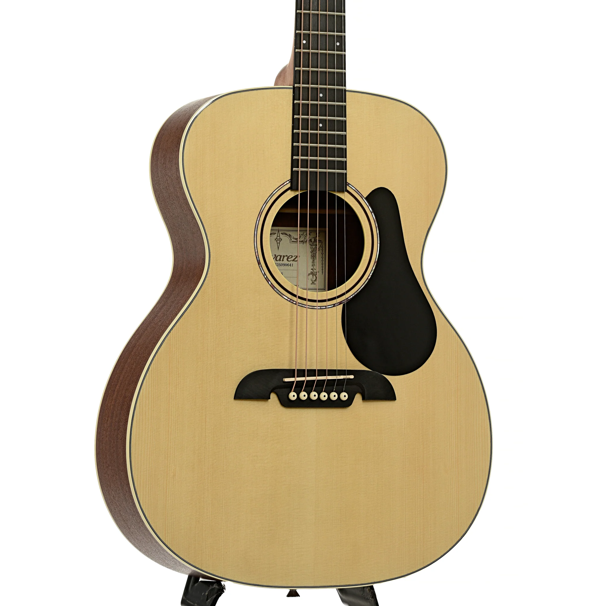 Alvarez Regent Series RF26 Folk/OM Acoustic Guitar - Image 4