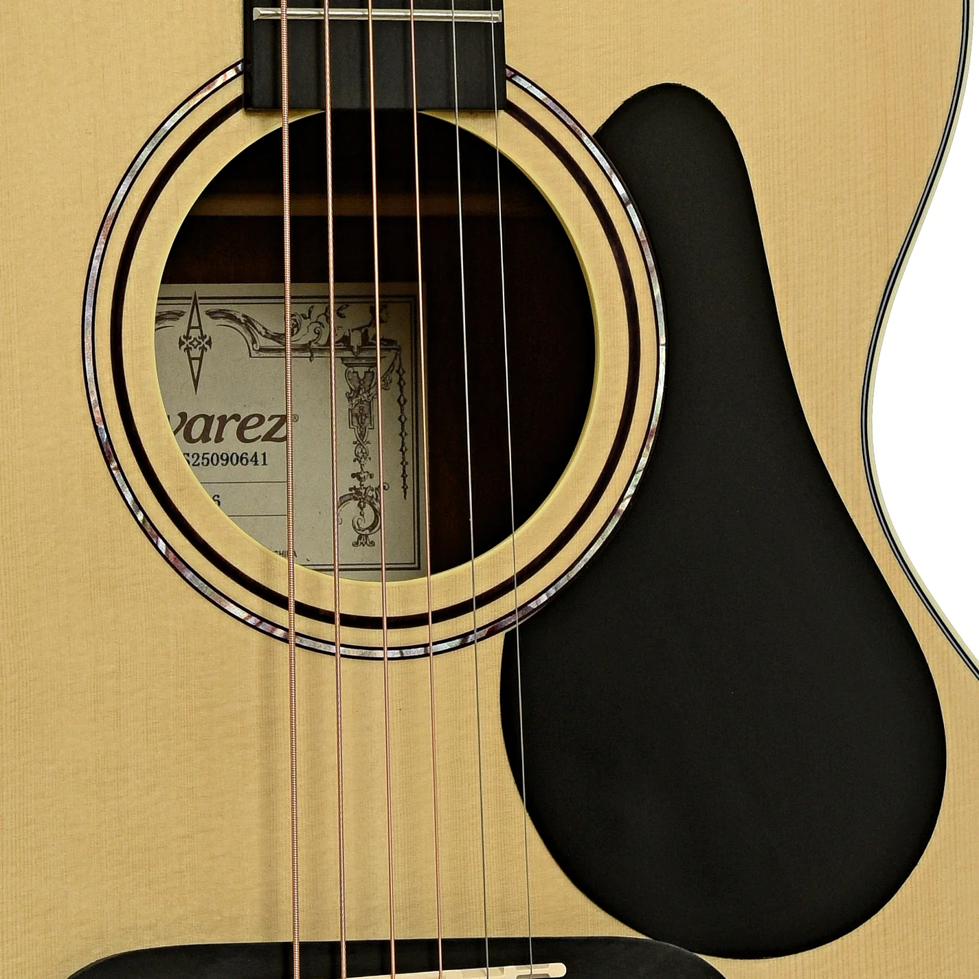 Alvarez Regent Series RF26 Folk/OM Acoustic Guitar - Image 6