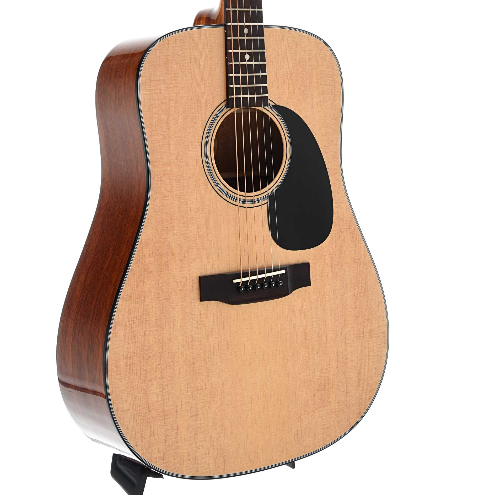 Blueridge Contemporary Series BR-40 Dreadnought Guitar & Gigbag - Image 4