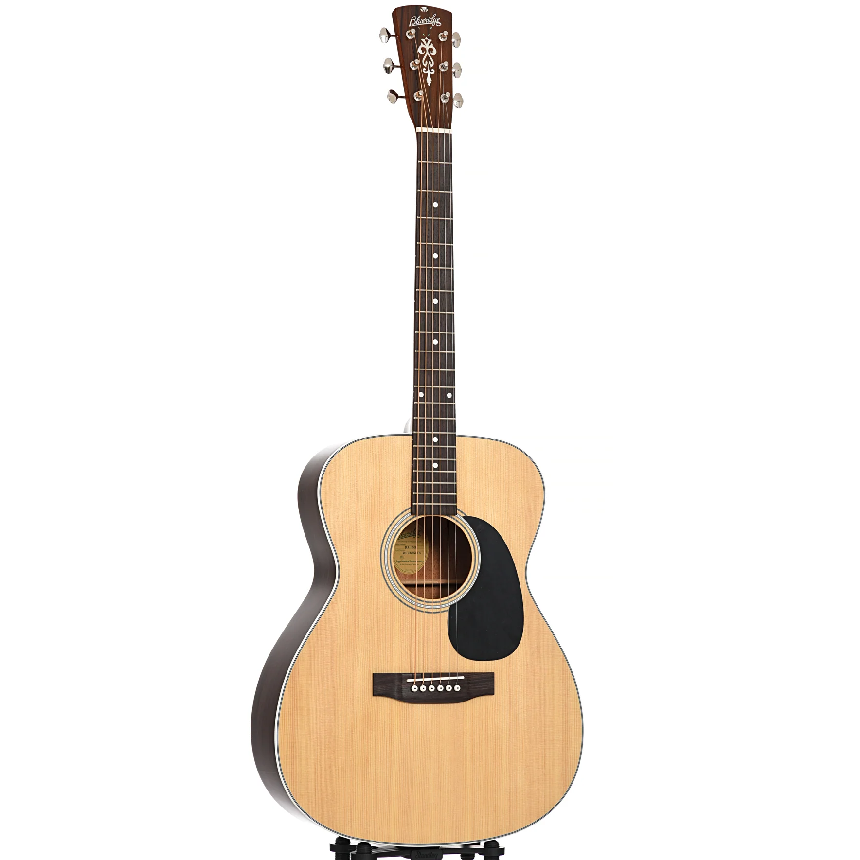 Blueridge Contemporary Series BR-63 000 Acoustic Guitar & Gigbag - Image 3