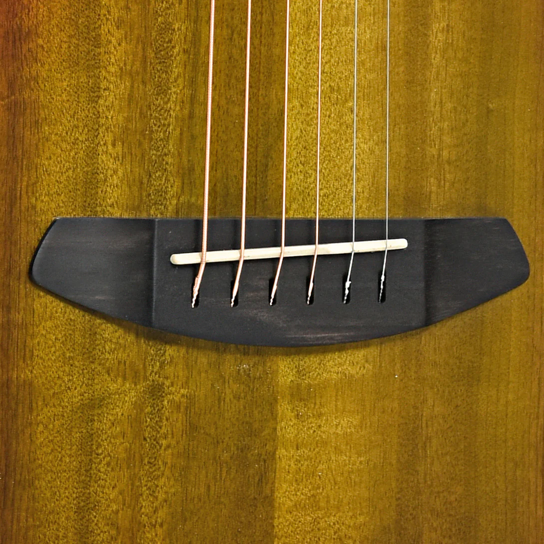Breedlove Oregon Concert Earthsong Myrtlewood-Myrtlewood LTD Acoustic Guitar - Image 5