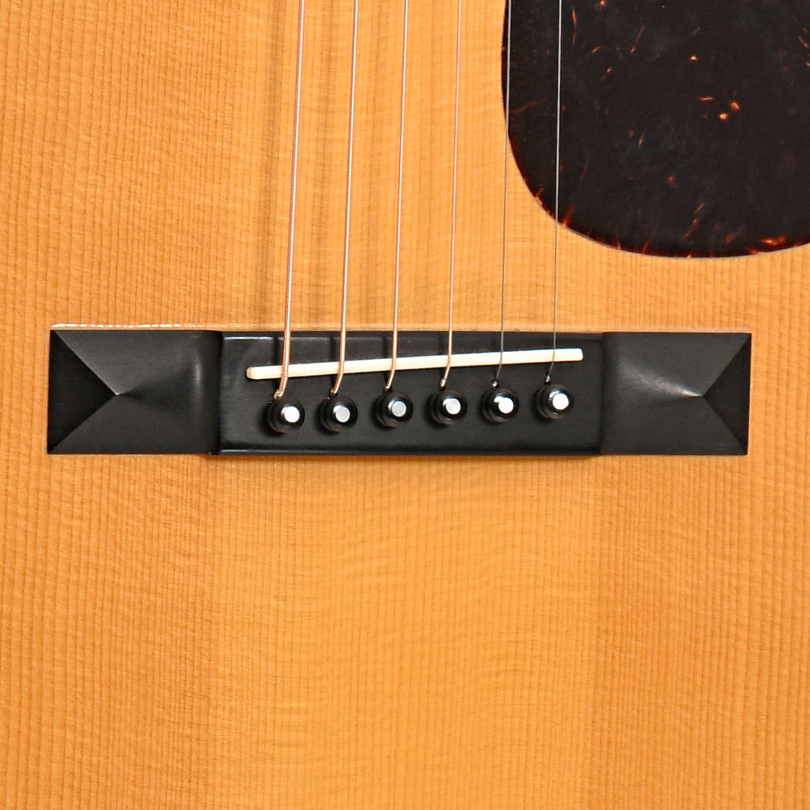 Collings 000-1A Cutaway Acoustic Guitar (2001) - Image 5