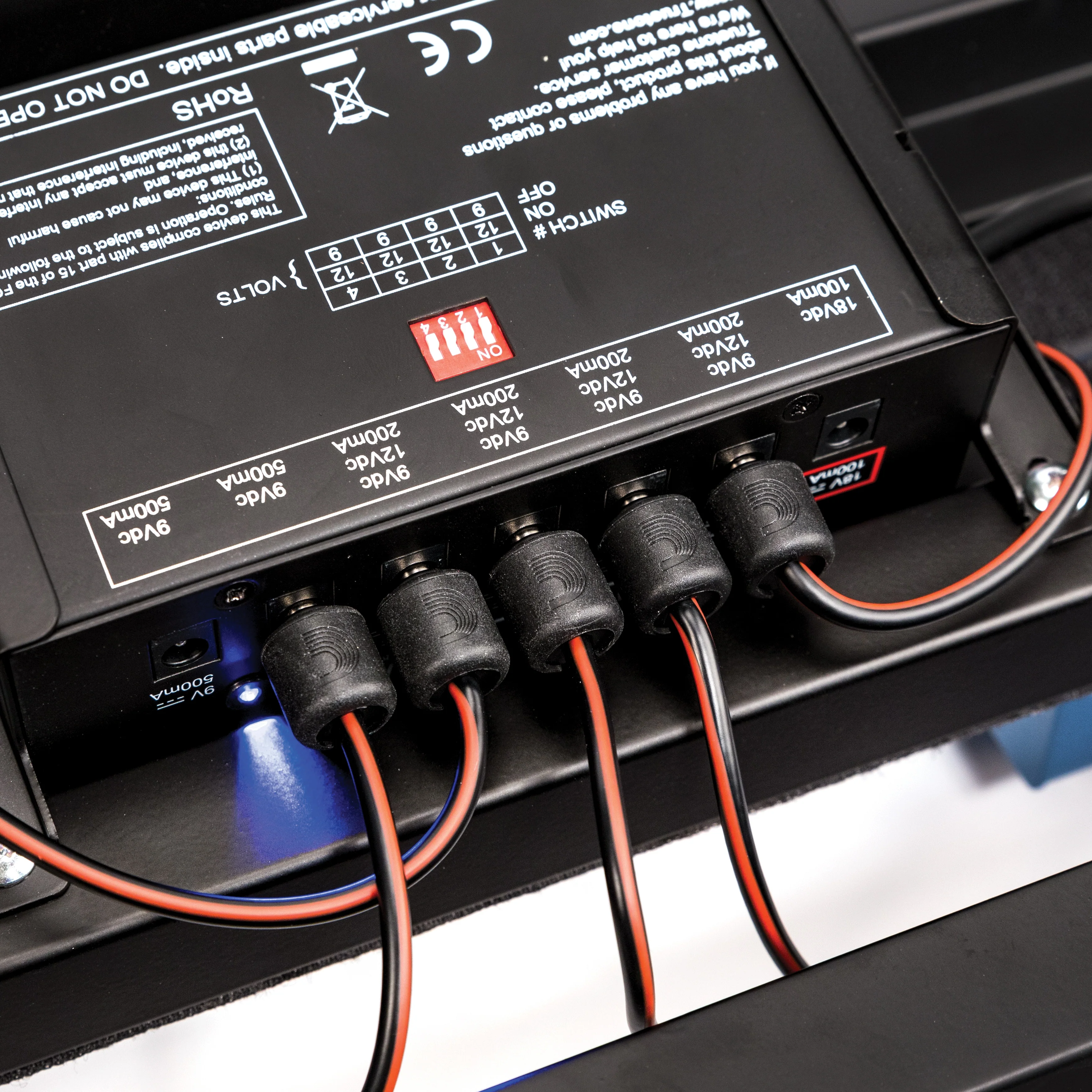 D'Addario DIY Solderless Pedalboard Power Cable Kit - Image 17