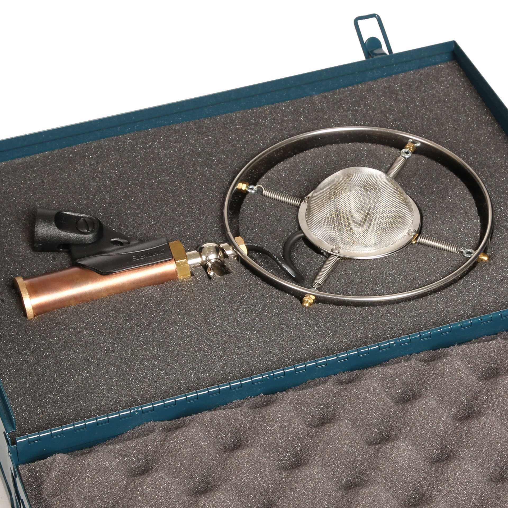 Ear Trumpet Labs Louise Condenser Microphone - Image 7