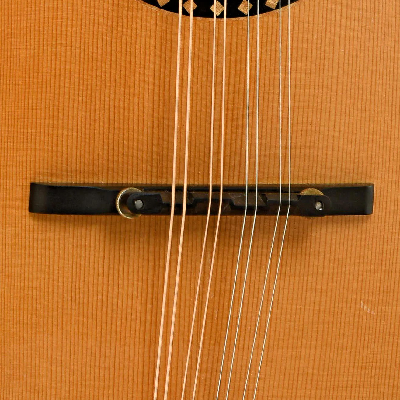 Eastman 904D 2-Point Mandolin (2006) - Image 5