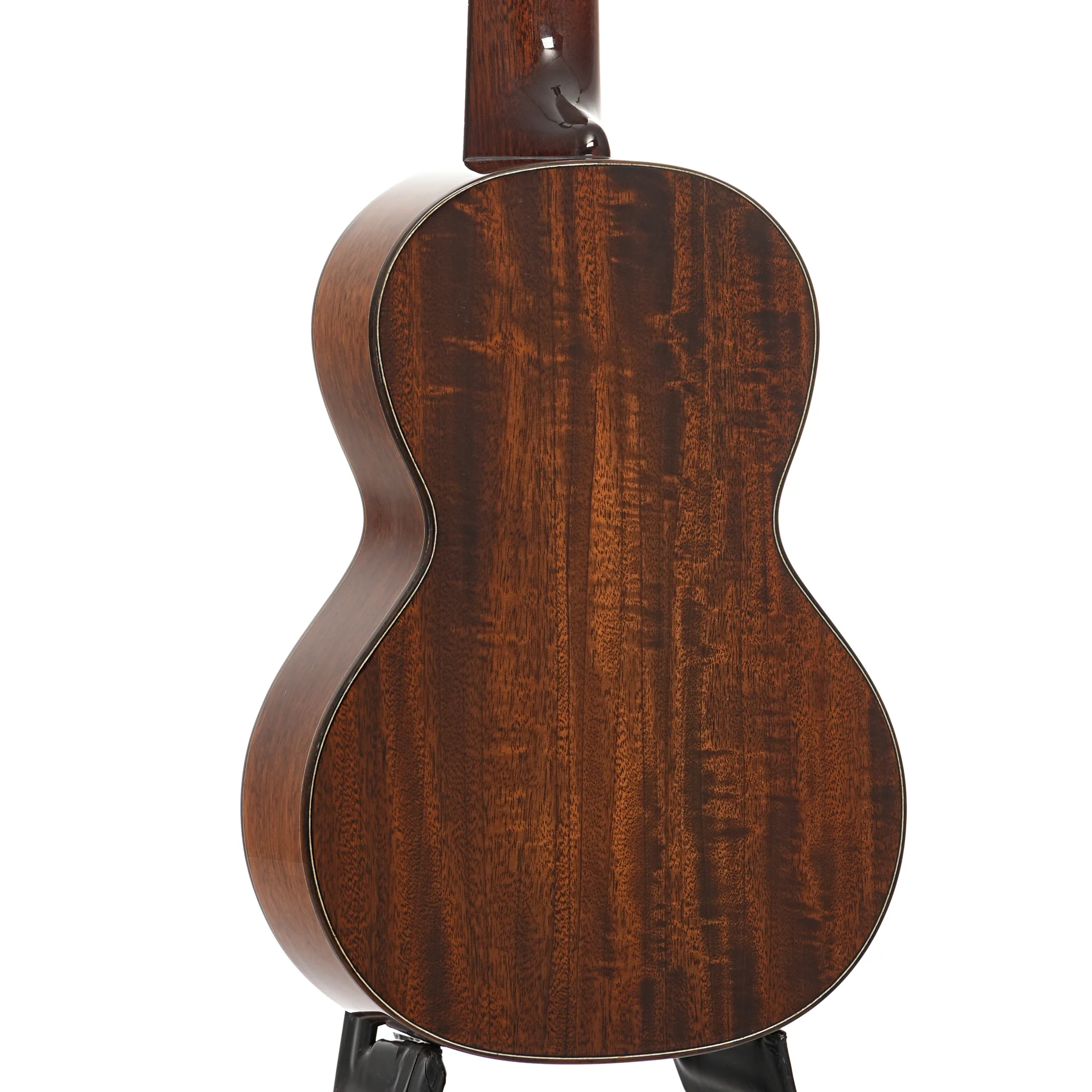 Eastman EU3C Concert Ukulele & Case - Image 11
