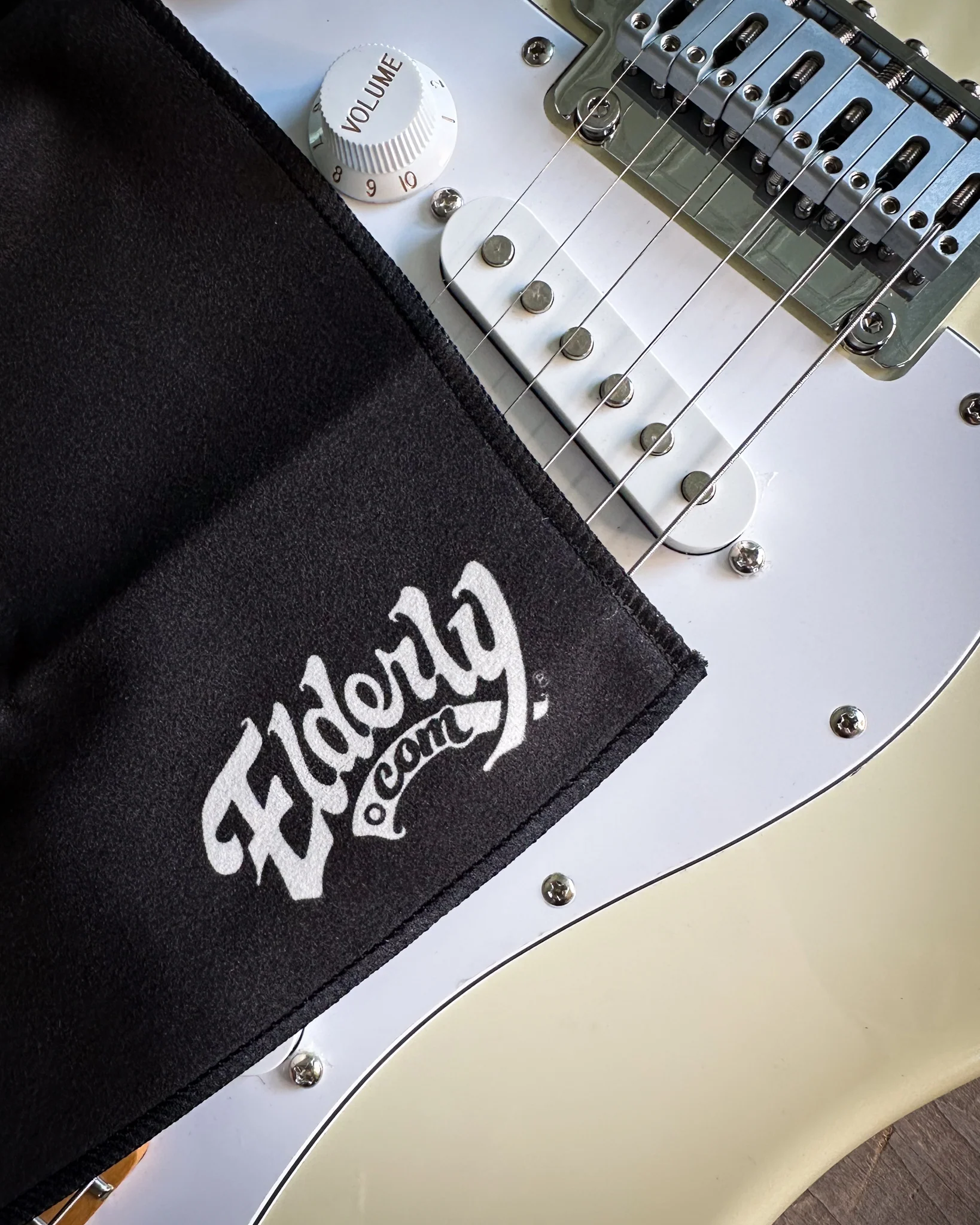 Elderly Instruments Microfiber Cloth