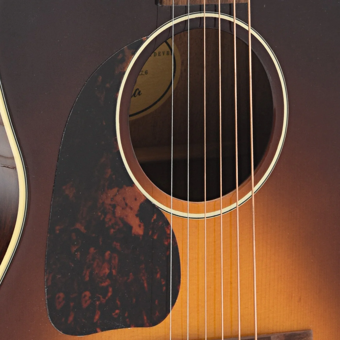 Farida Old Town Series OT-22 L Wide VBS Acoustic Guitar, Left-Handed - Image 4