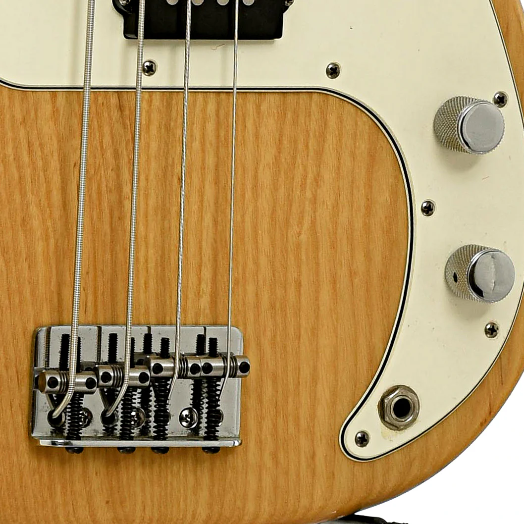 Fender American Series Precision Electric Bass (2000) - Image 5