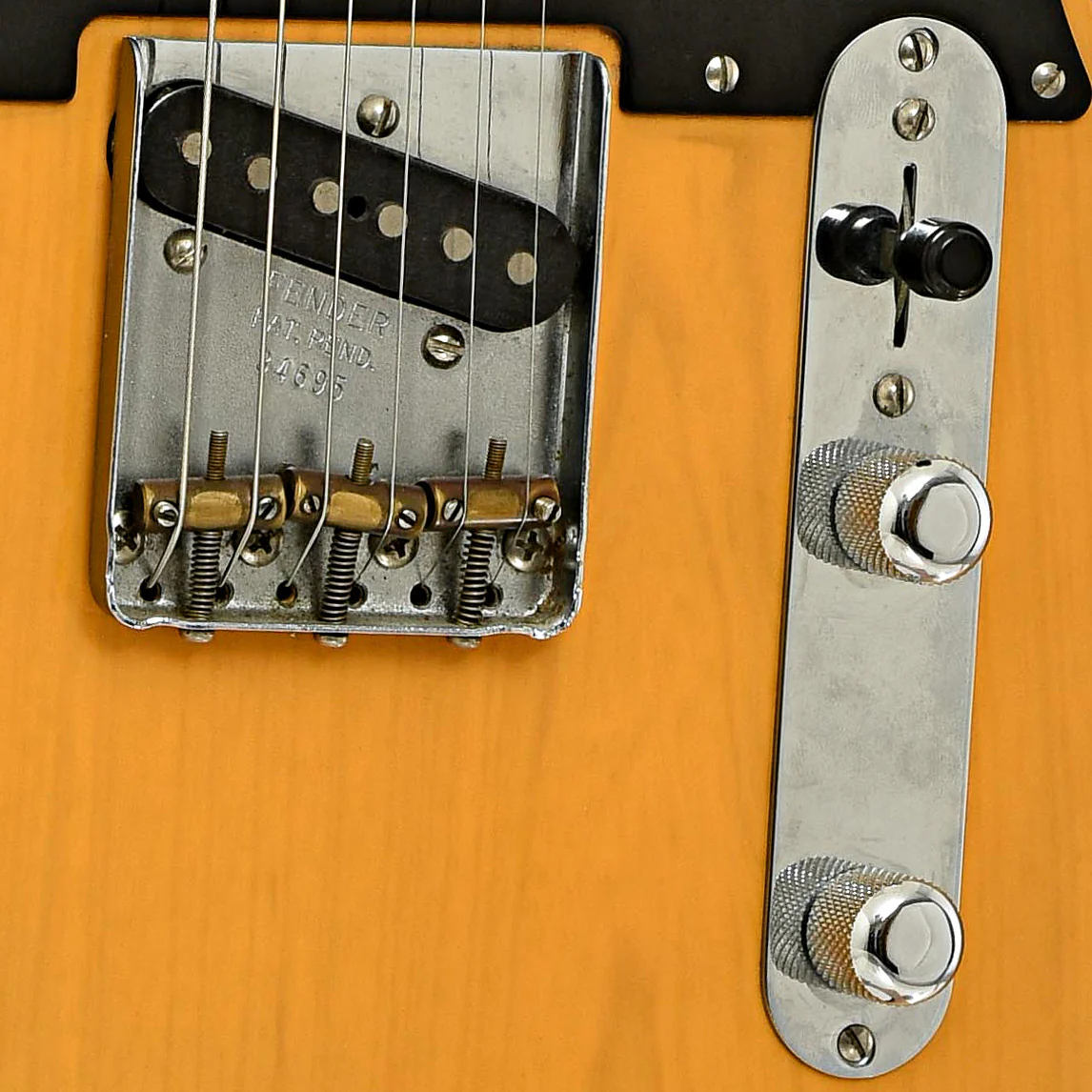 Fender American Vintage Reissue '52 Telecaster Electric Guitar (2003) - Image 5