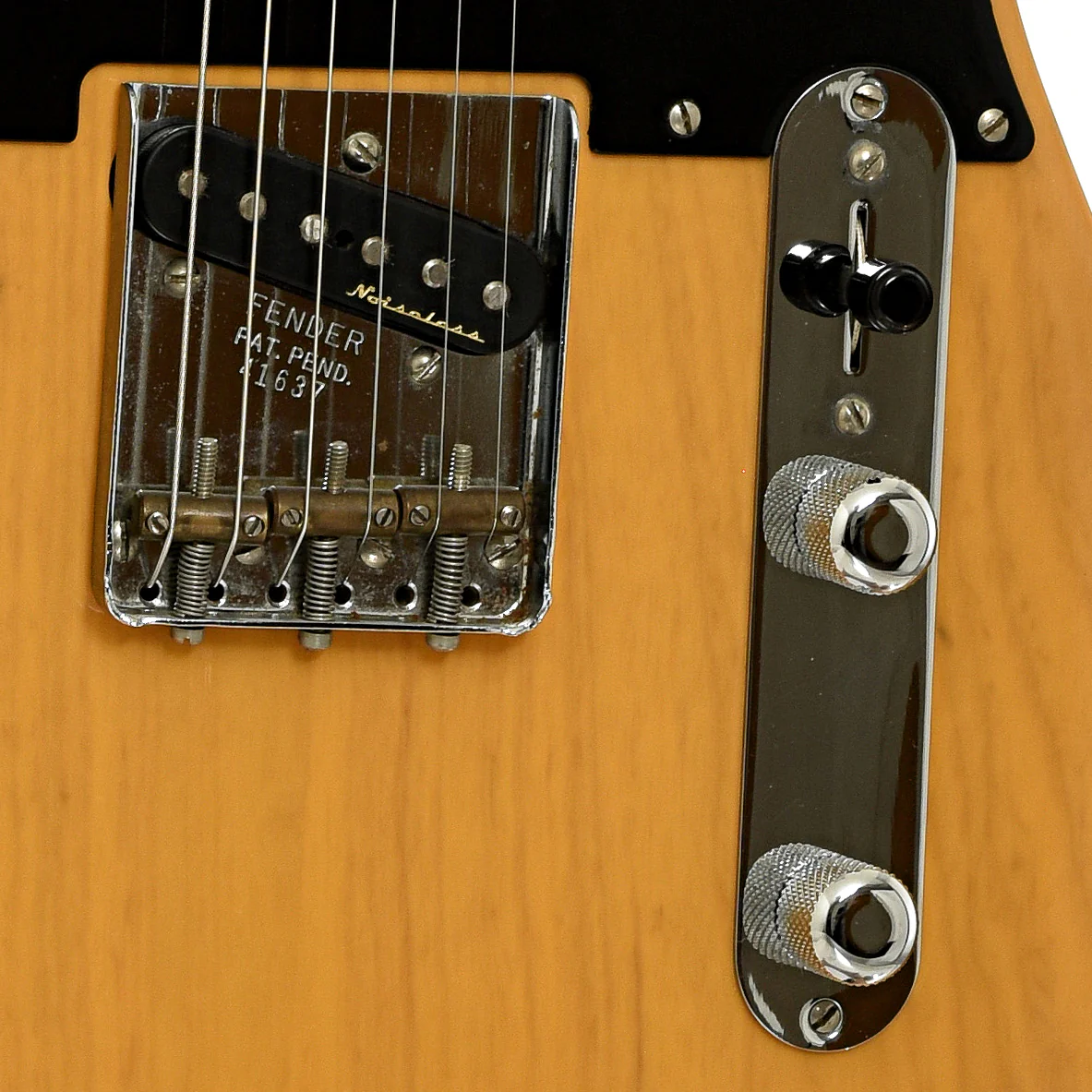 Fender American Vintage Reissue '52 Telecaster Electric Guitar (2002) - Image 4