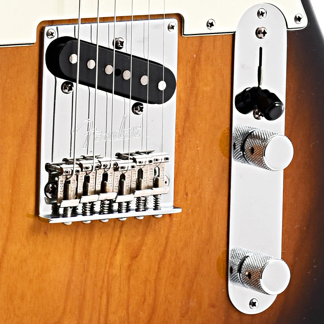 Fender New American Standard Telecaster (2007) - Image 4