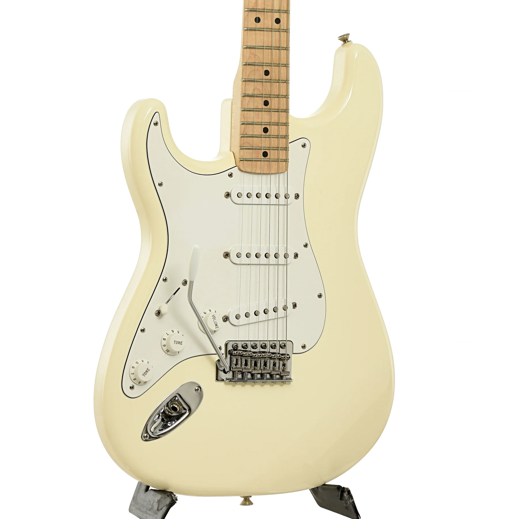 Fender Standard Stratocaster LH Electric Guitar (2007) - Image 4