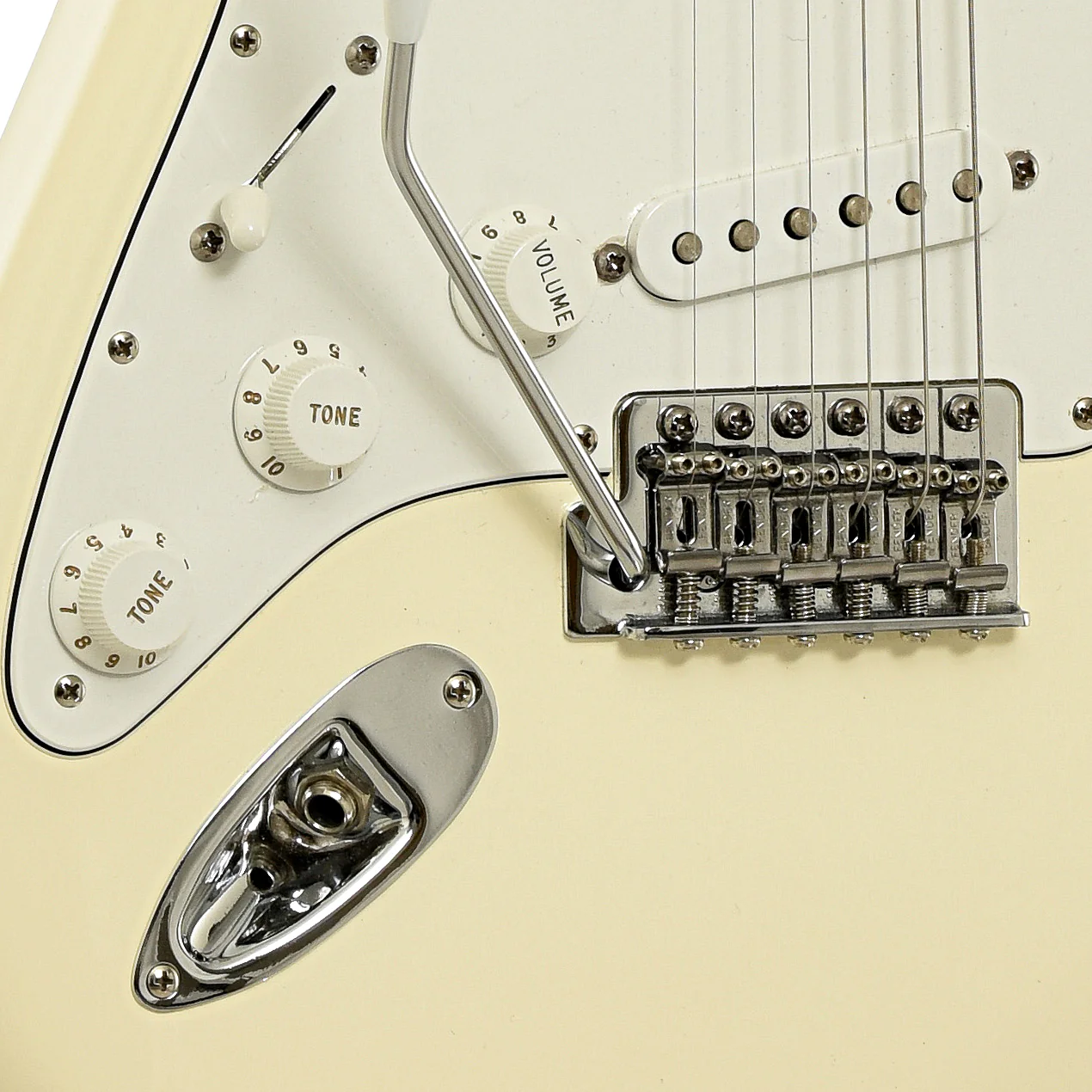 Fender Standard Stratocaster LH Electric Guitar (2007) - Image 5