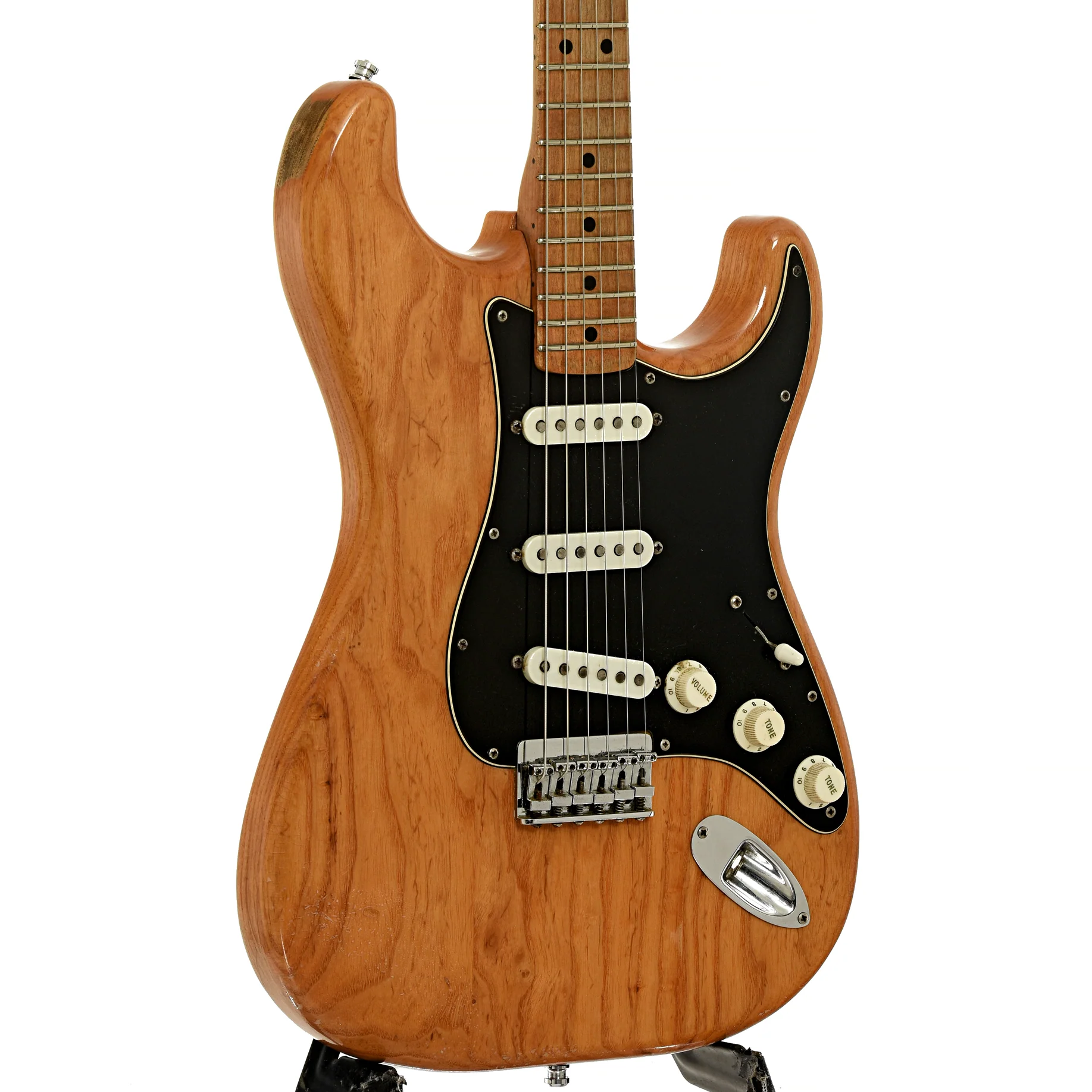 Fender Stratocaster Electric Guitar (1976) - Image 4