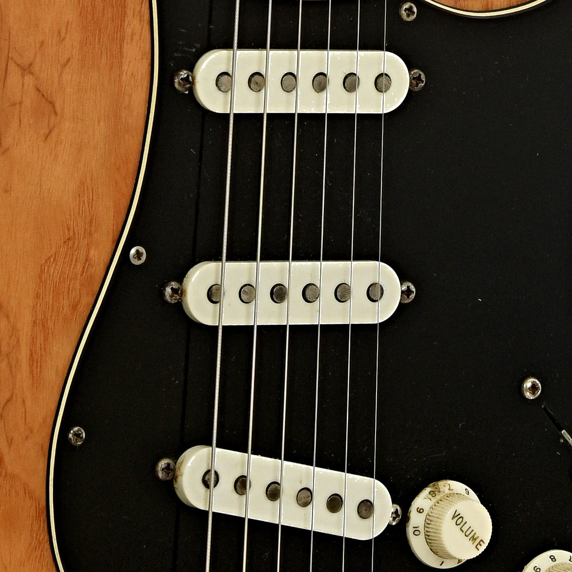 Fender Stratocaster Electric Guitar (1976) - Image 6