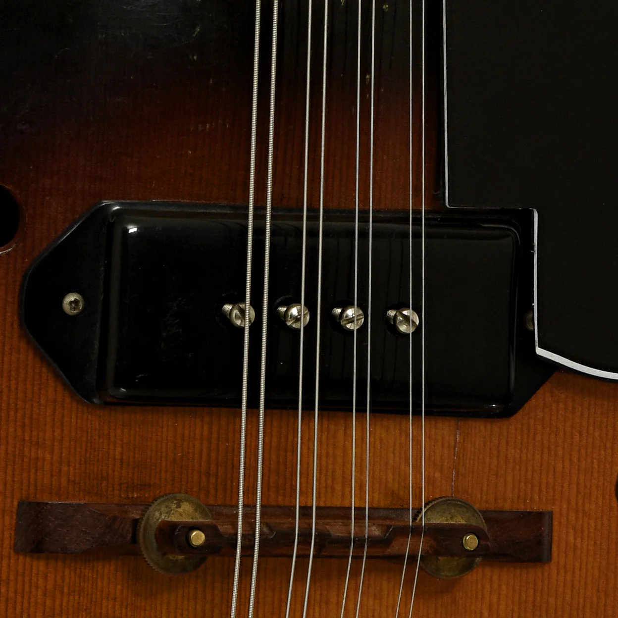 Gibson EM-150 Electric Mandolin (1964) - Image 6