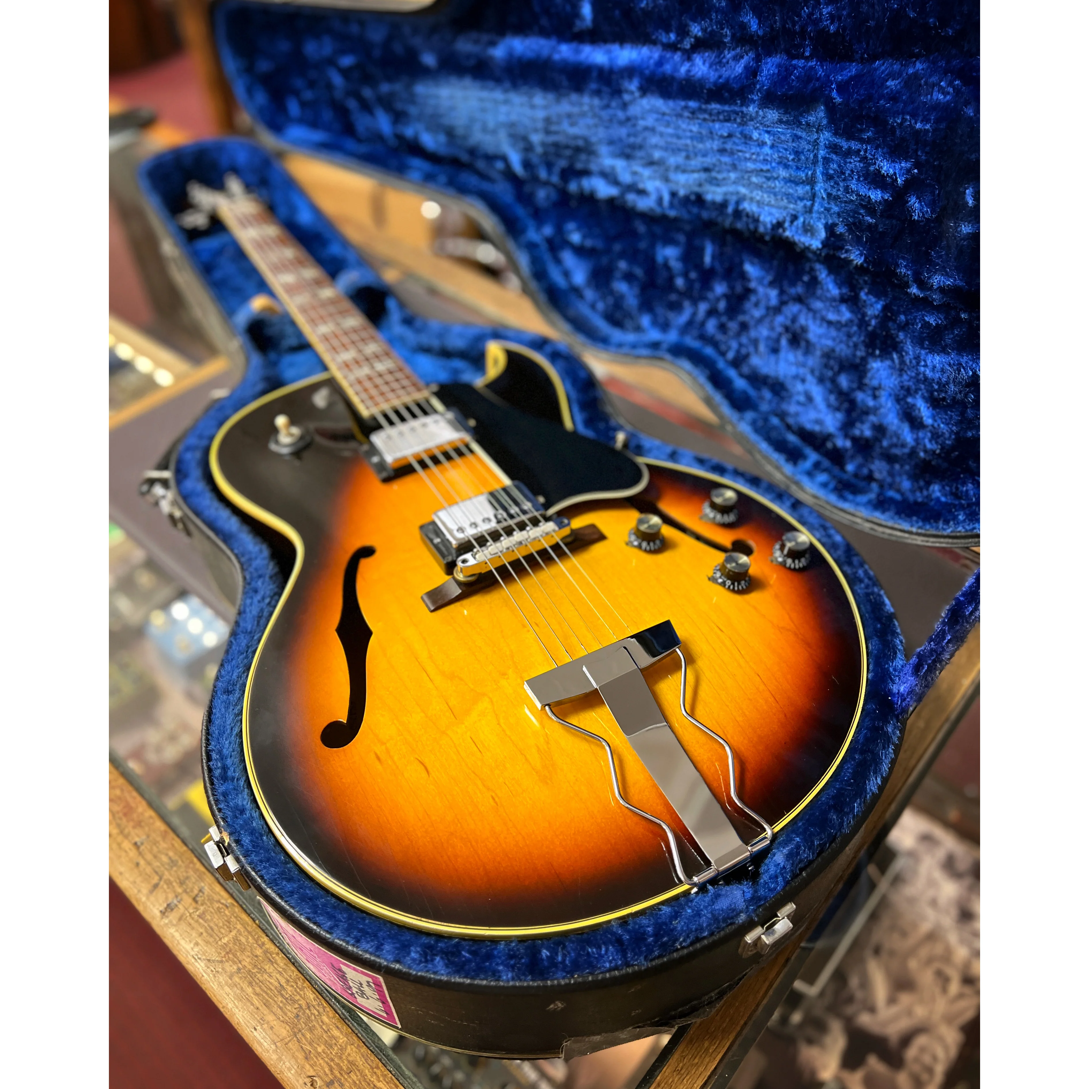 Gibson ES-175 D Hollowbody Electric Guitar (1968) - Image 3