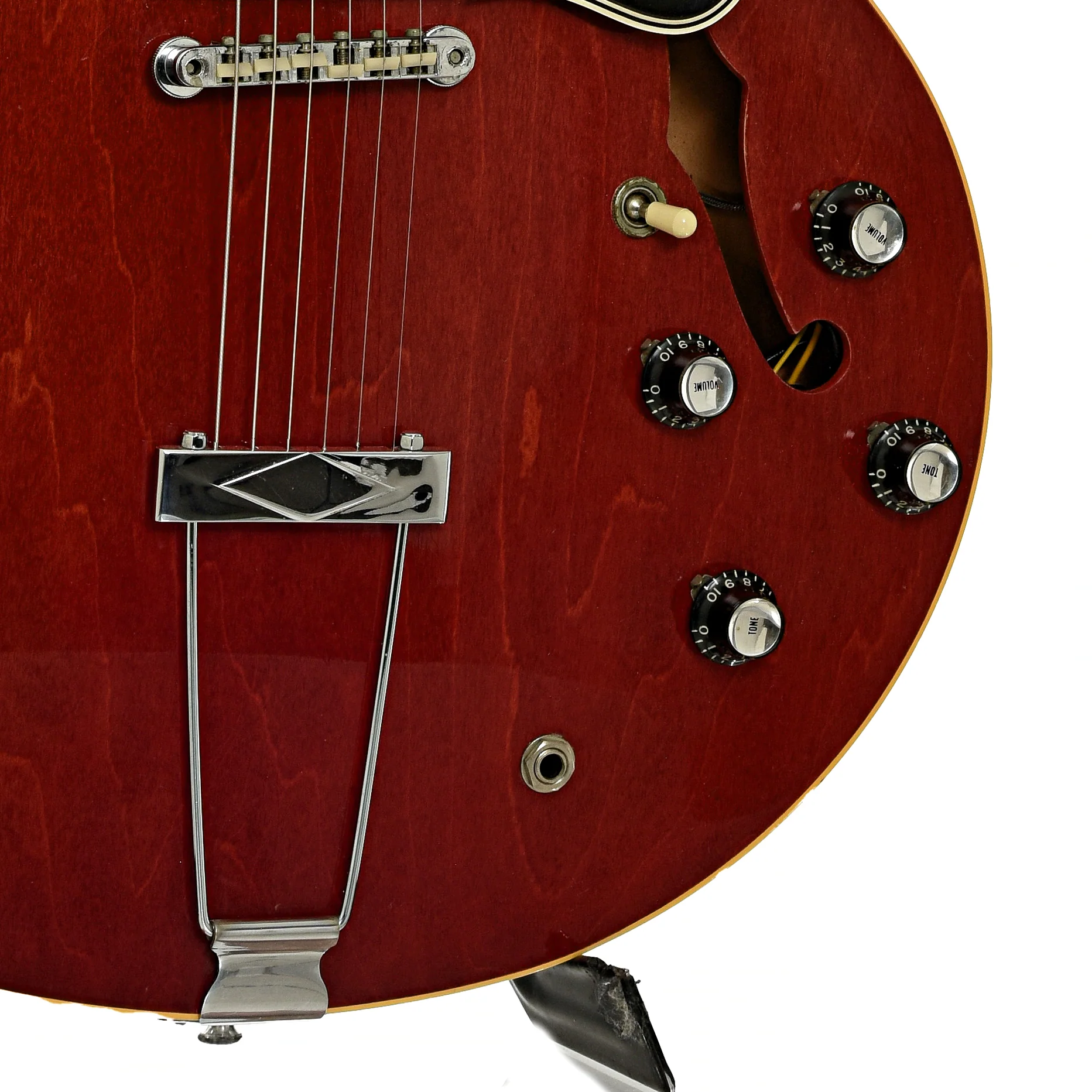 Gibson ES-335 Semi-Hollowbody Electric Guitar (1966) - Image 5