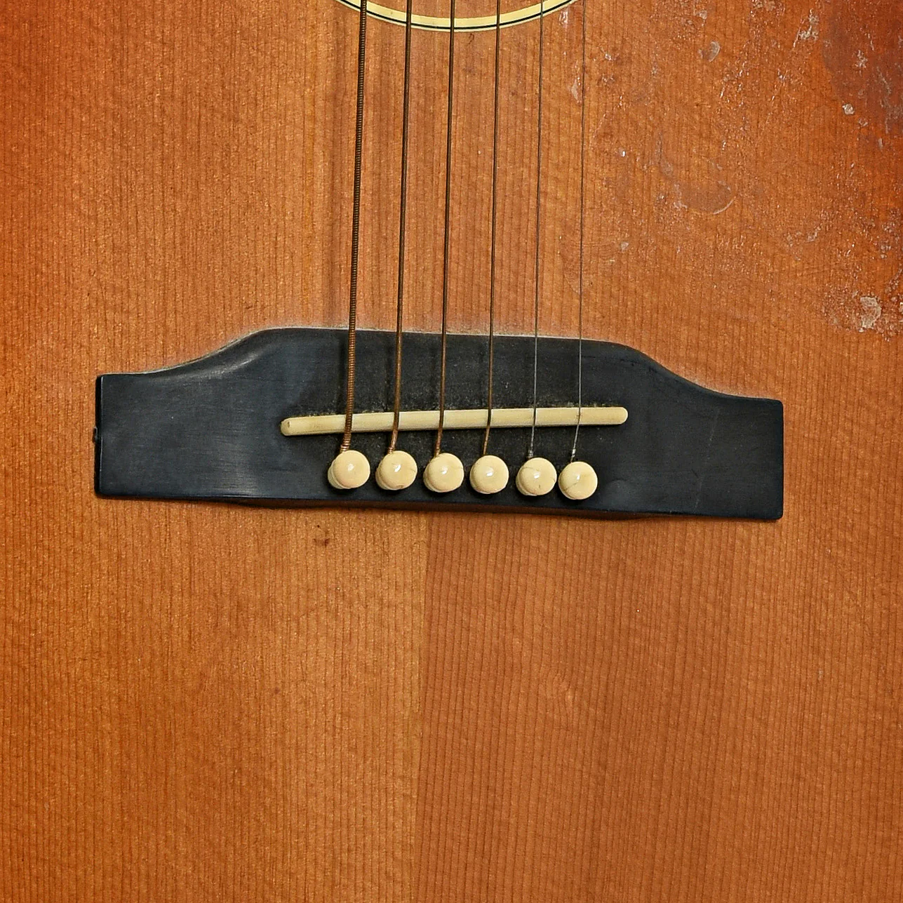 Gibson LG-1 Acoustic Guitar (1965) - Image 5