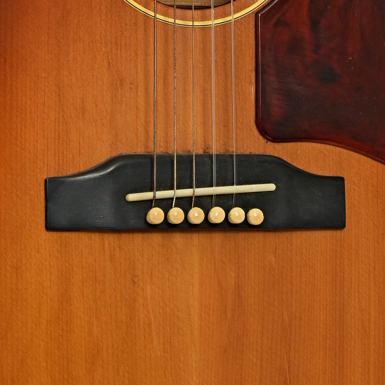 Gibson LG-1 Acoustic Guitar (1965) - Image 5