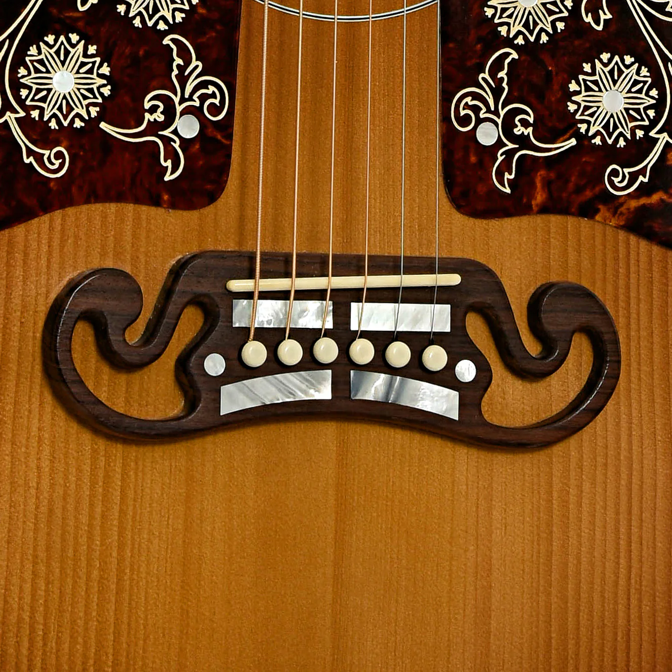 Gibson SJ-200 Bob Dylan Players Edition Acoustic Guitar (2015) - Image 5
