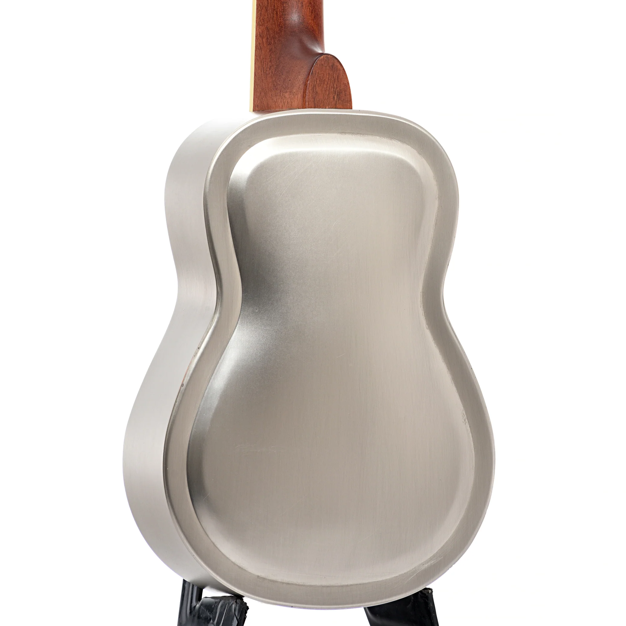 Gold Tone Metal Body Concert ResoUke & Gigbag - Image 11