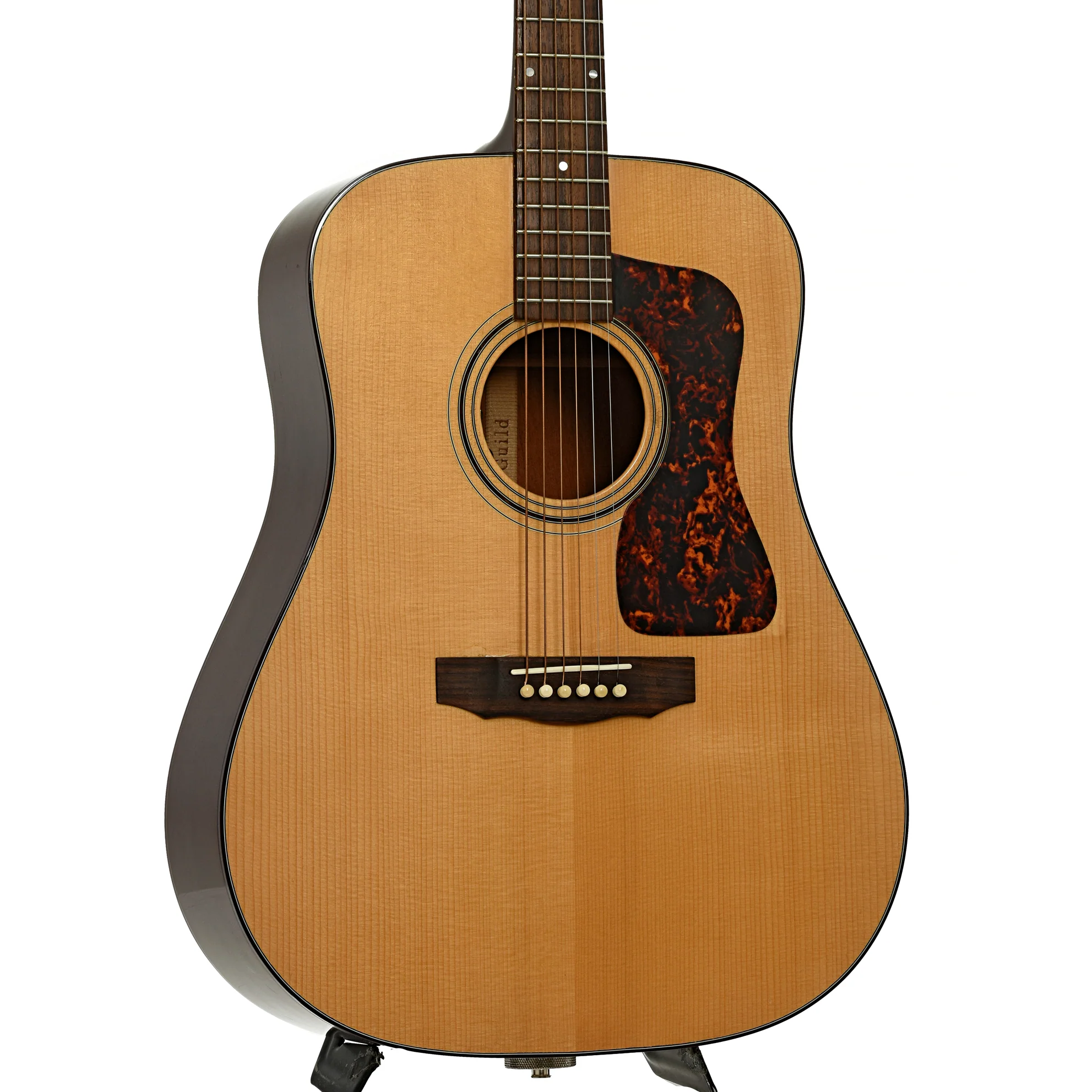Guild D-40 Acoustic Guitar (2006) - Image 4