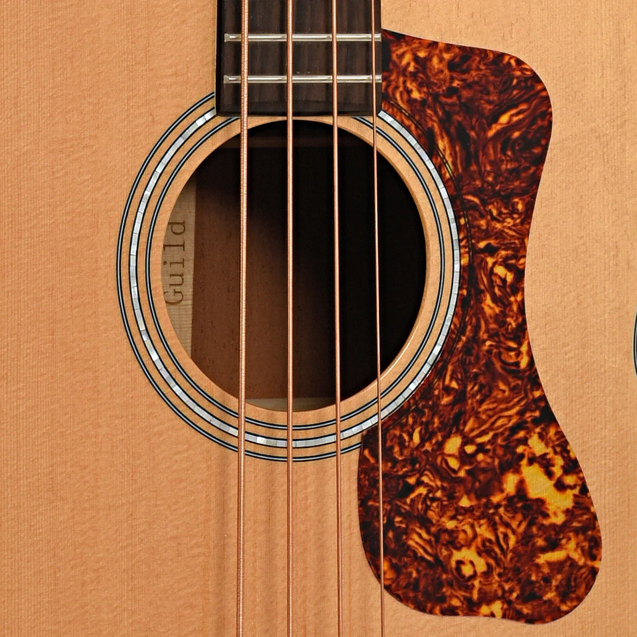 Guild B-140E Acoustic-Electric Bass Guitar & Gigbag - Image 6