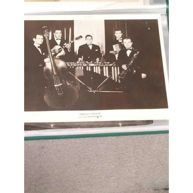 Harold Vincent and His Orchestra Publicity Photo - Image 2