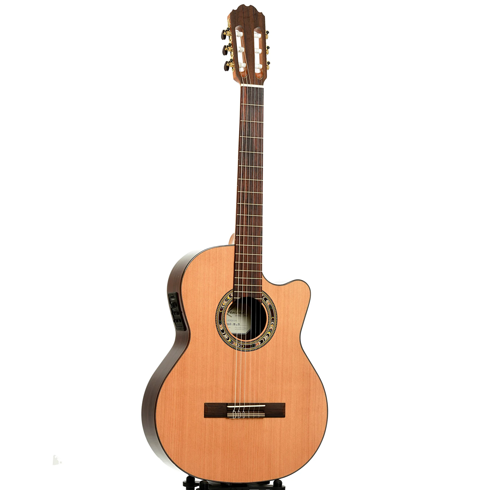 Kremona Verea Classical Guitar with Pickup and Gigbag - Image 3