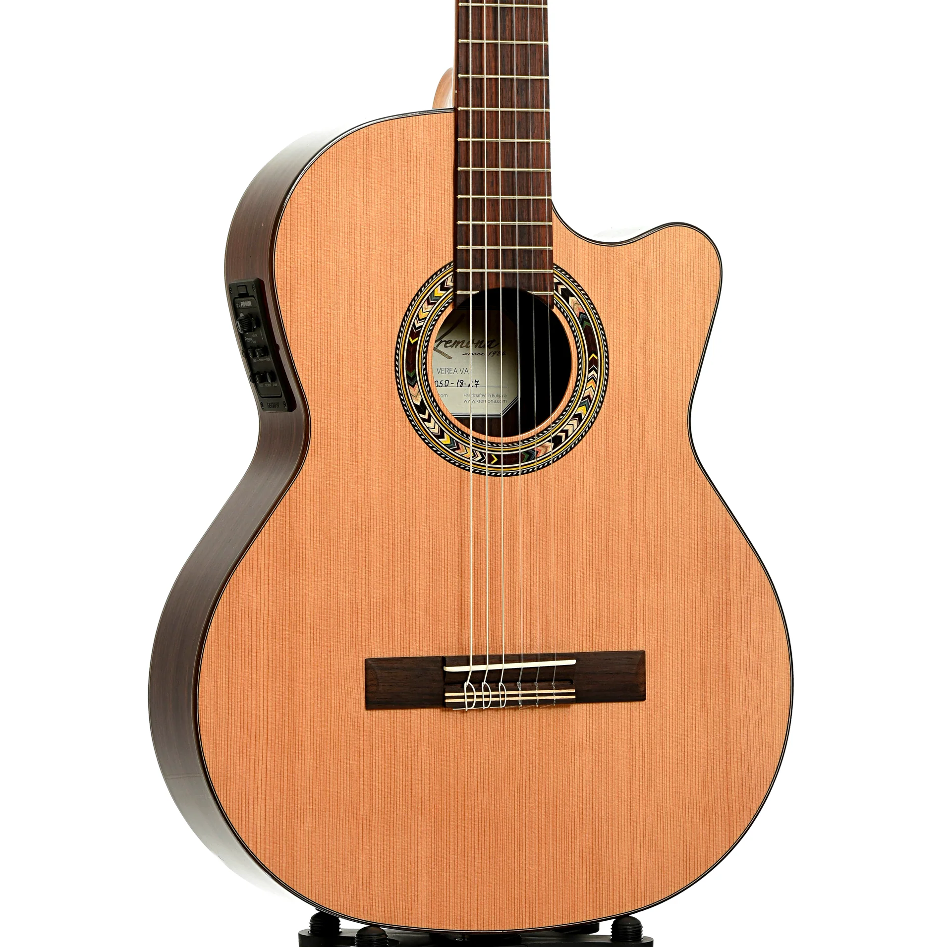 Kremona Verea Classical Guitar with Pickup and Gigbag - Image 4