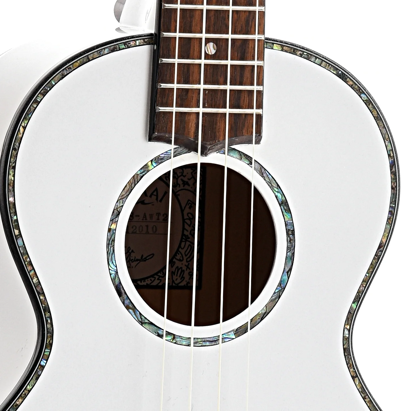 Lanikai Julia Michaels White Pearl Tenor Signature Ukulele & Gigbag - Image 4