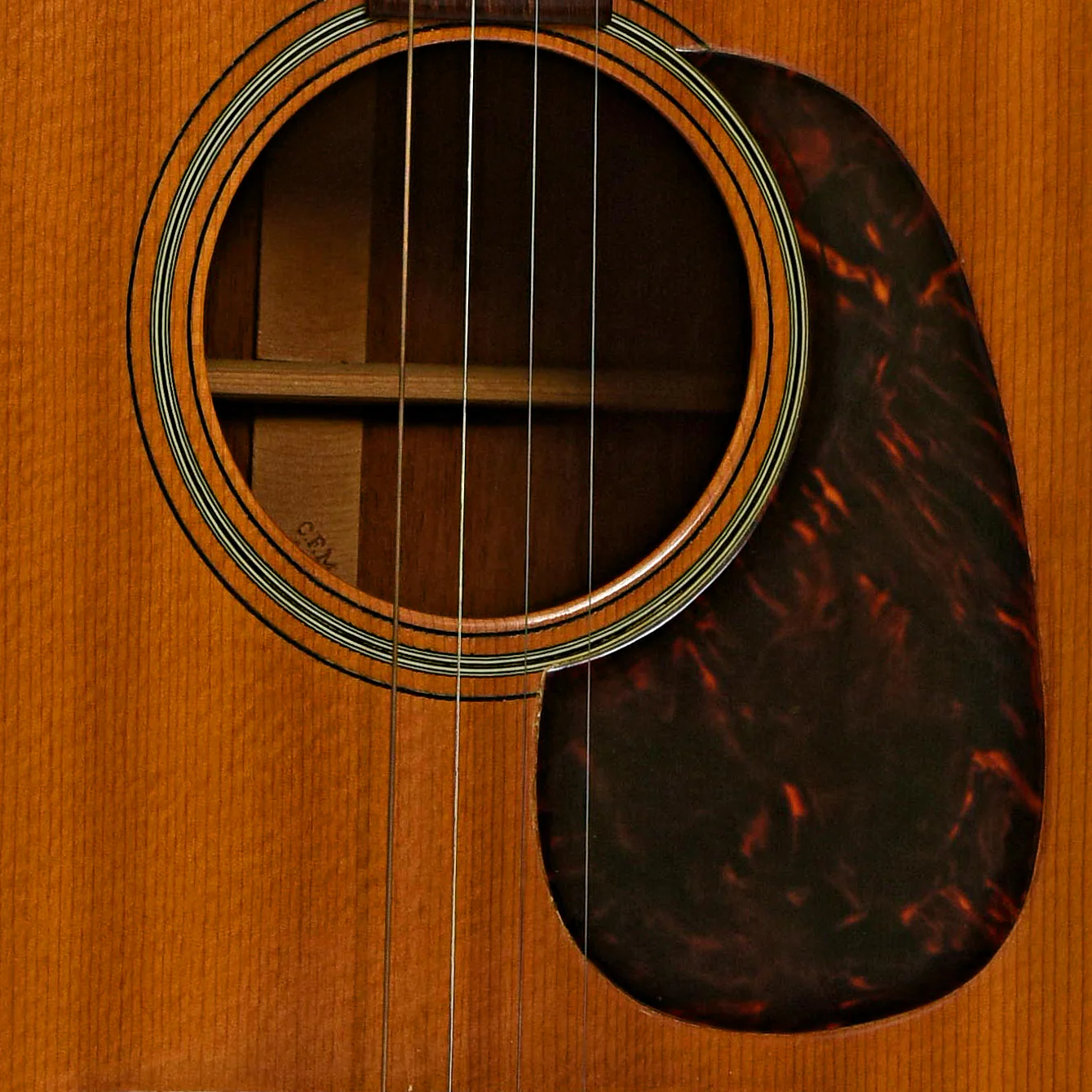 Martin 0-18T Tenor Guitar (1962) - Image 6