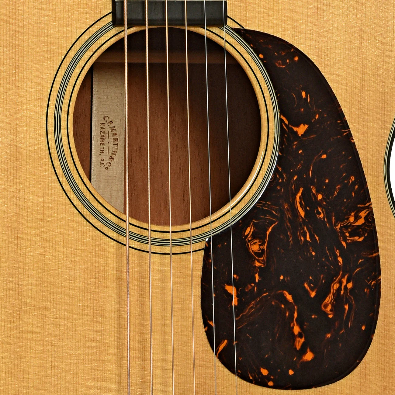 Martin 00-18 Acoustic Guitar (2023) - Image 6