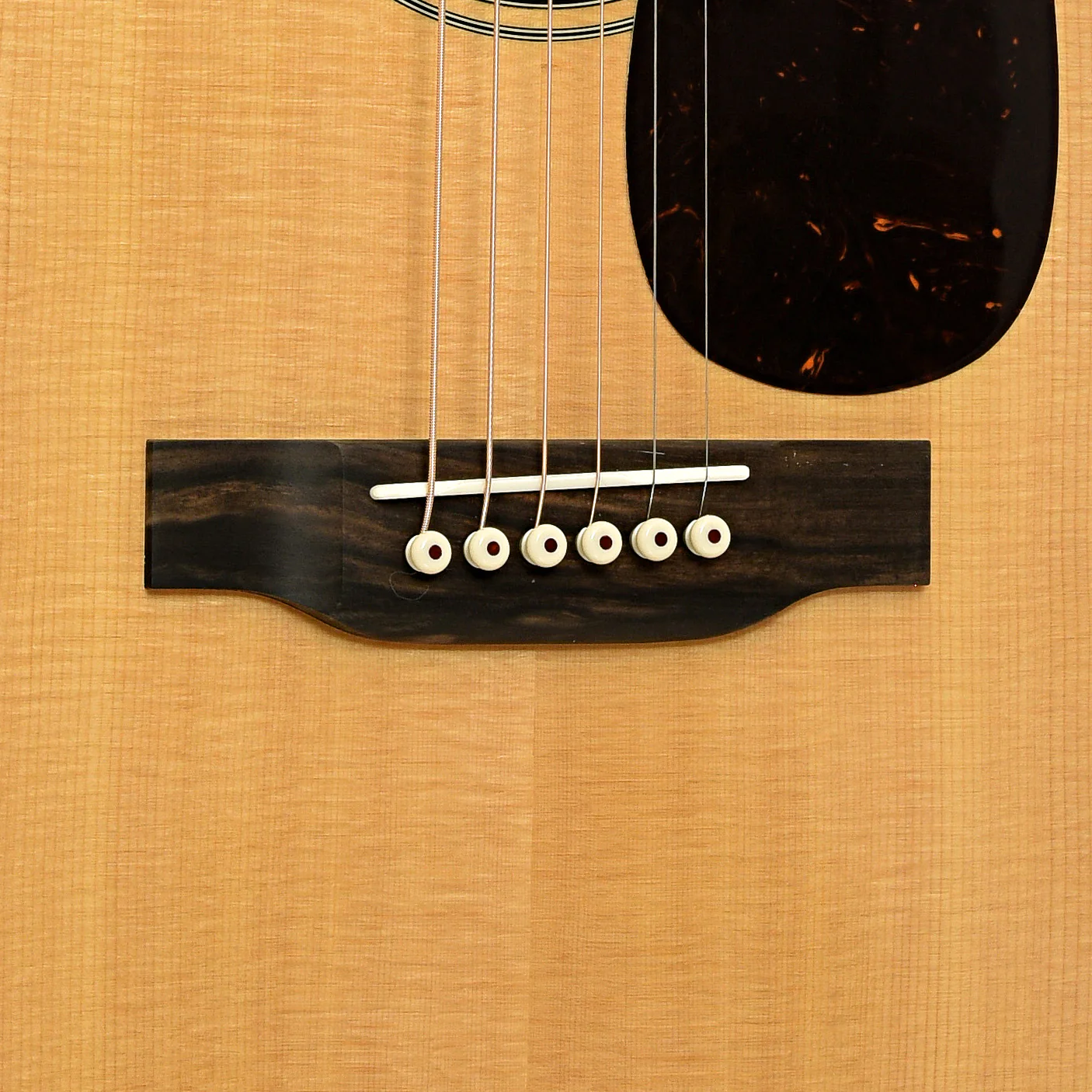 Martin 00-28 Acoustic Guitar (2024) - Image 5