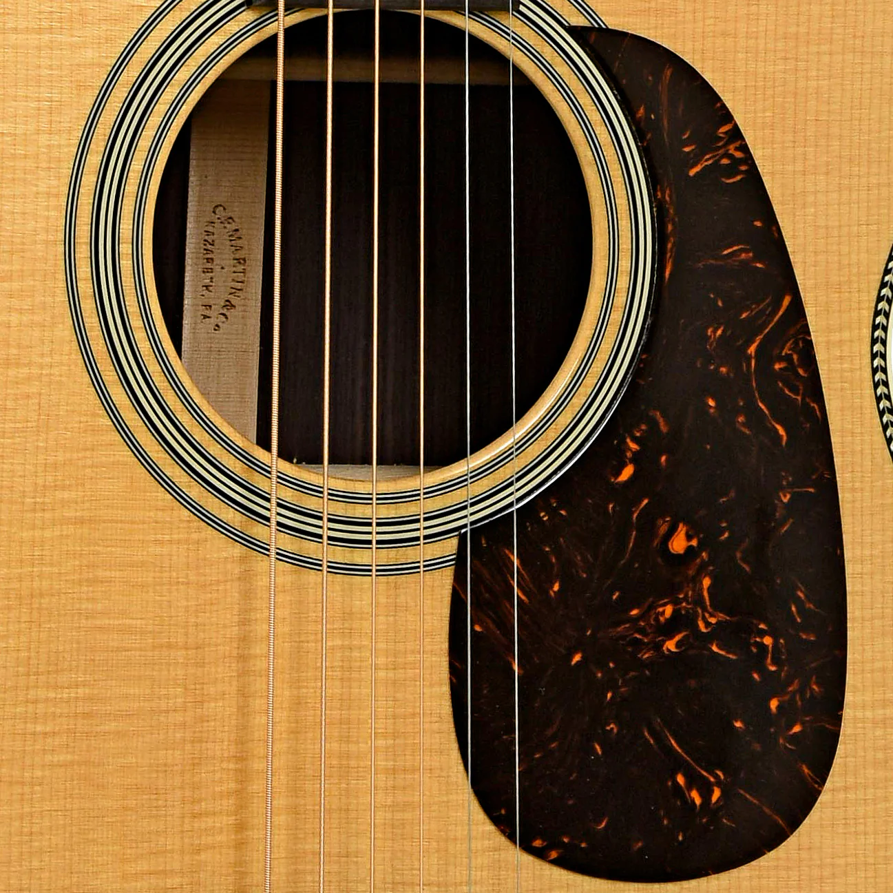Martin 00-28 & Case - Image 6