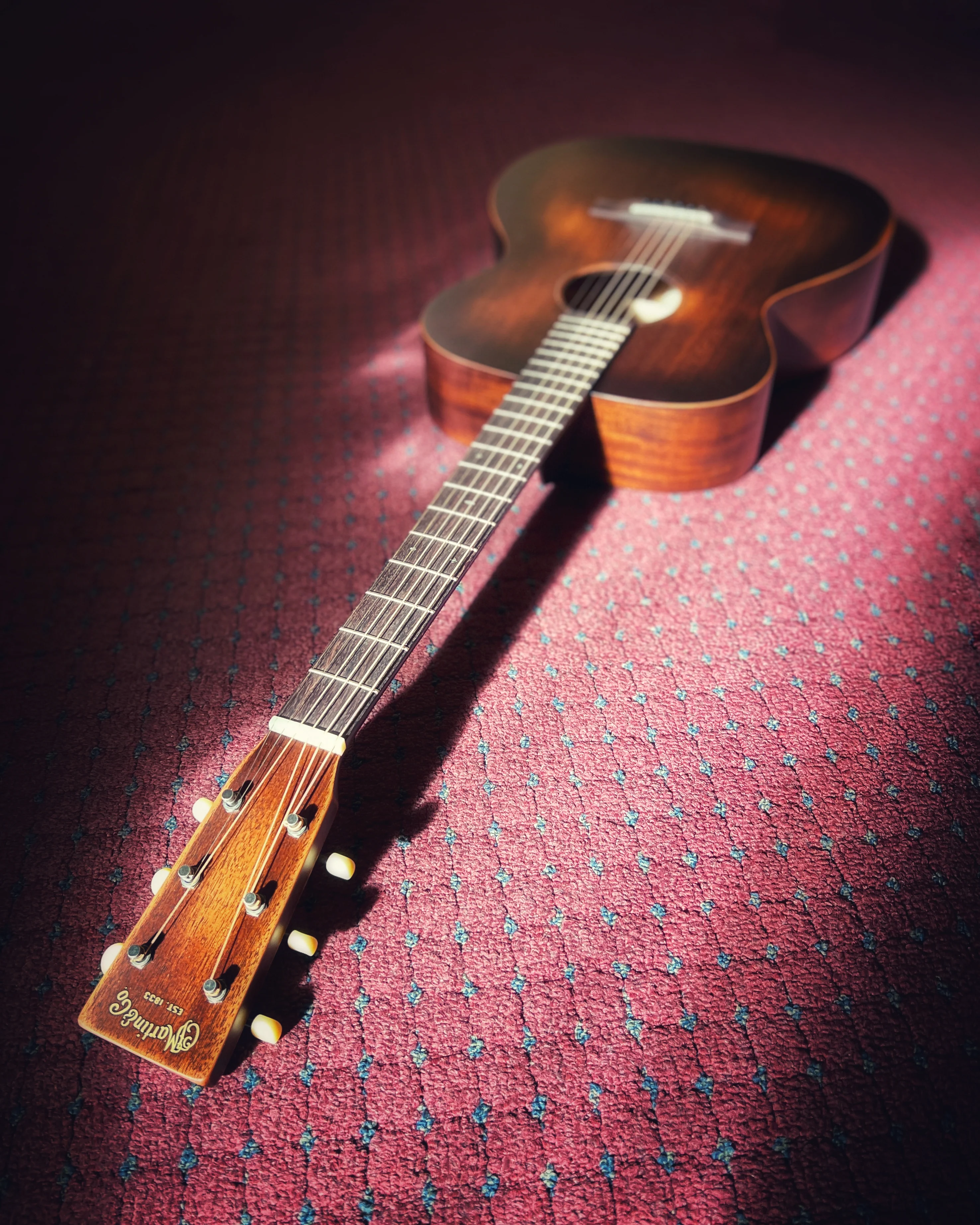 Martin 000-15M Streetmaster Guitar & Gigbag - Image 3