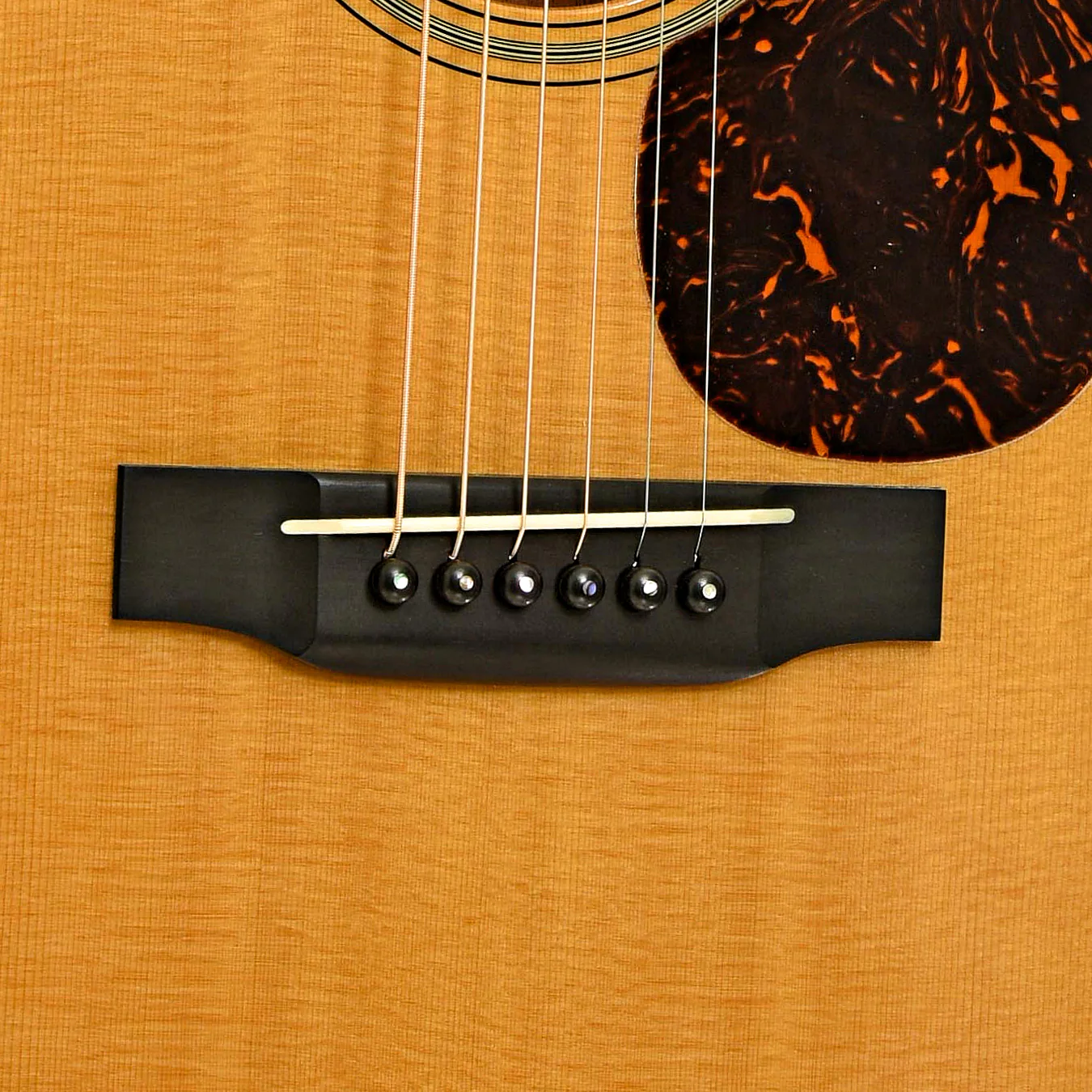 Martin 000-18VS Elderly 40th Anniversary Acoustic Guitar (2012) - Image 5