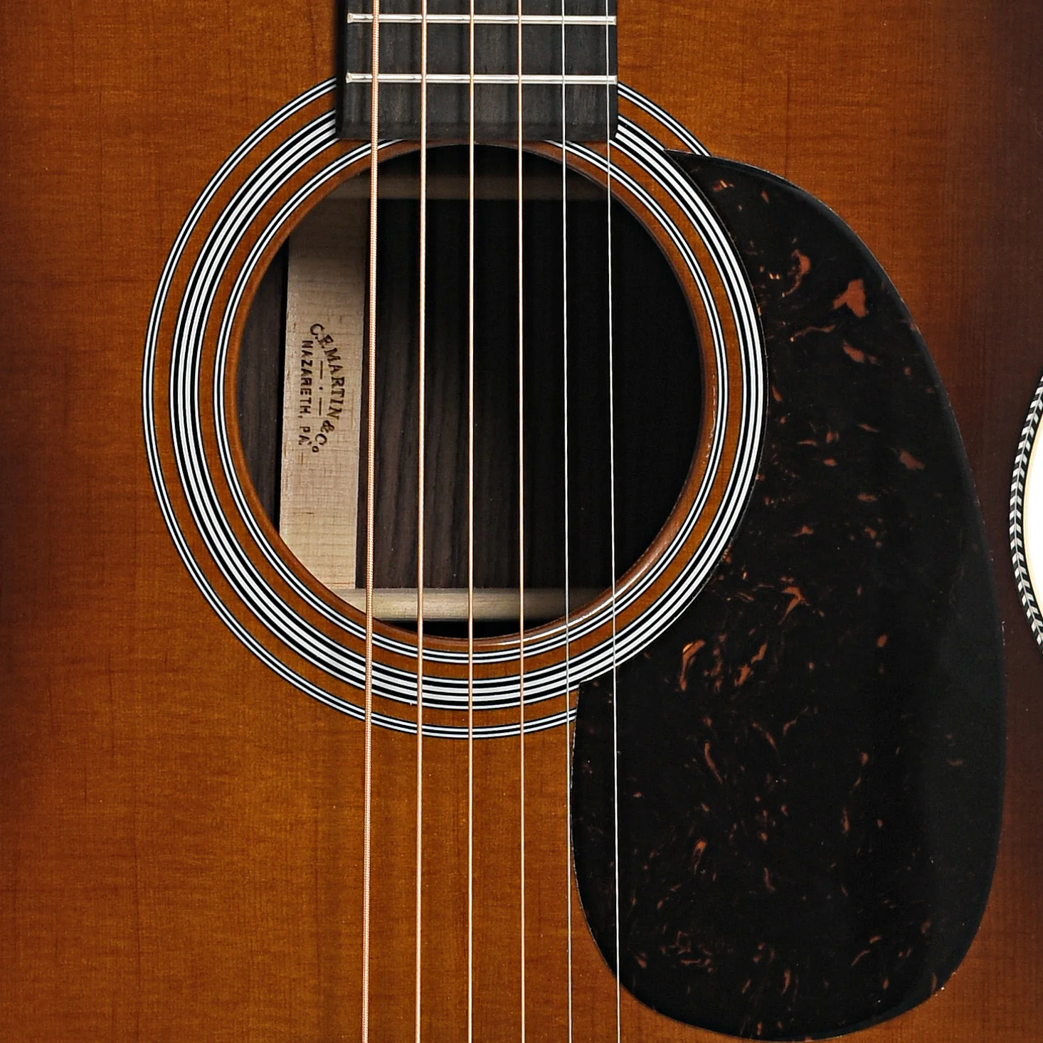 Martin 000-28 Ambertone Guitar & Case - Image 6