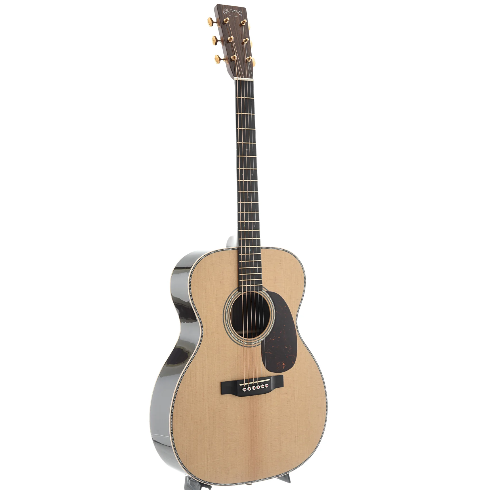 Martin 000-28E Modern Deluxe Guitar & Case, with Fishman Aura Pickup - Image 3