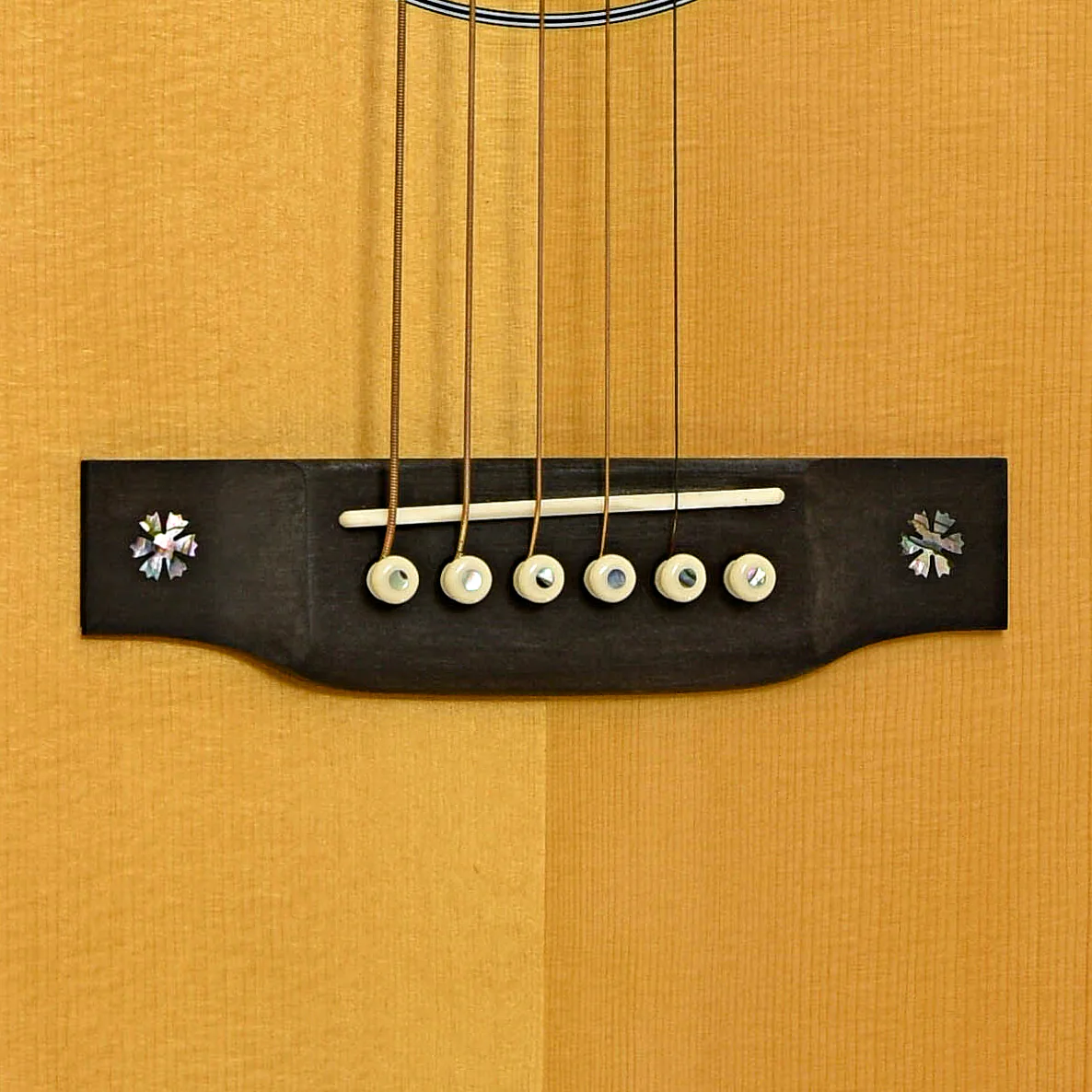 Martin 000-42 Custom Shop 12-Fret Madagascar Acoustic Guitar (2013) - Image 5