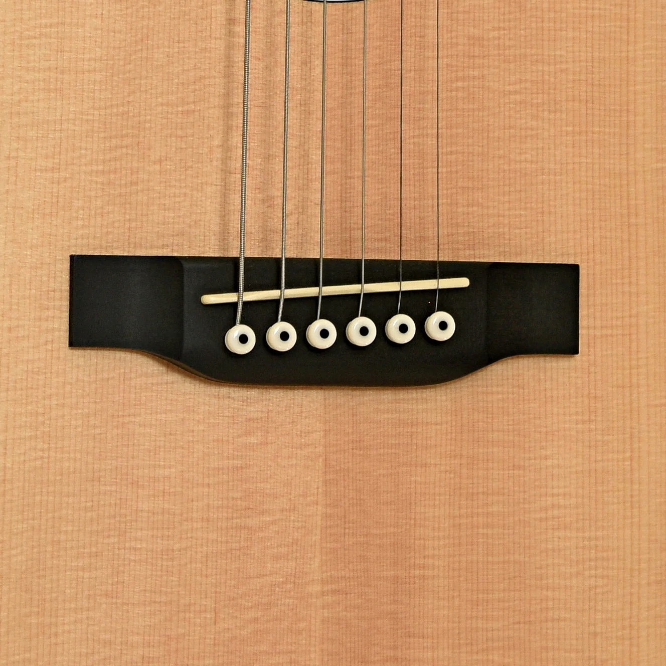 Martin 000Jr-10 Acoustic Guitar & Gigbag (2023) - Image 5