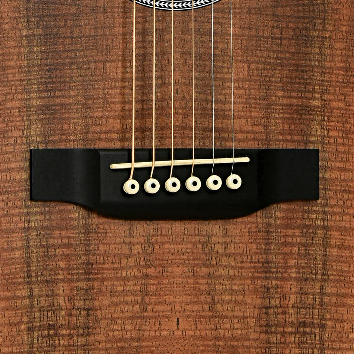 Martin 000XE Koa Special Acoustic-Electric Guitar (2022) - Image 5