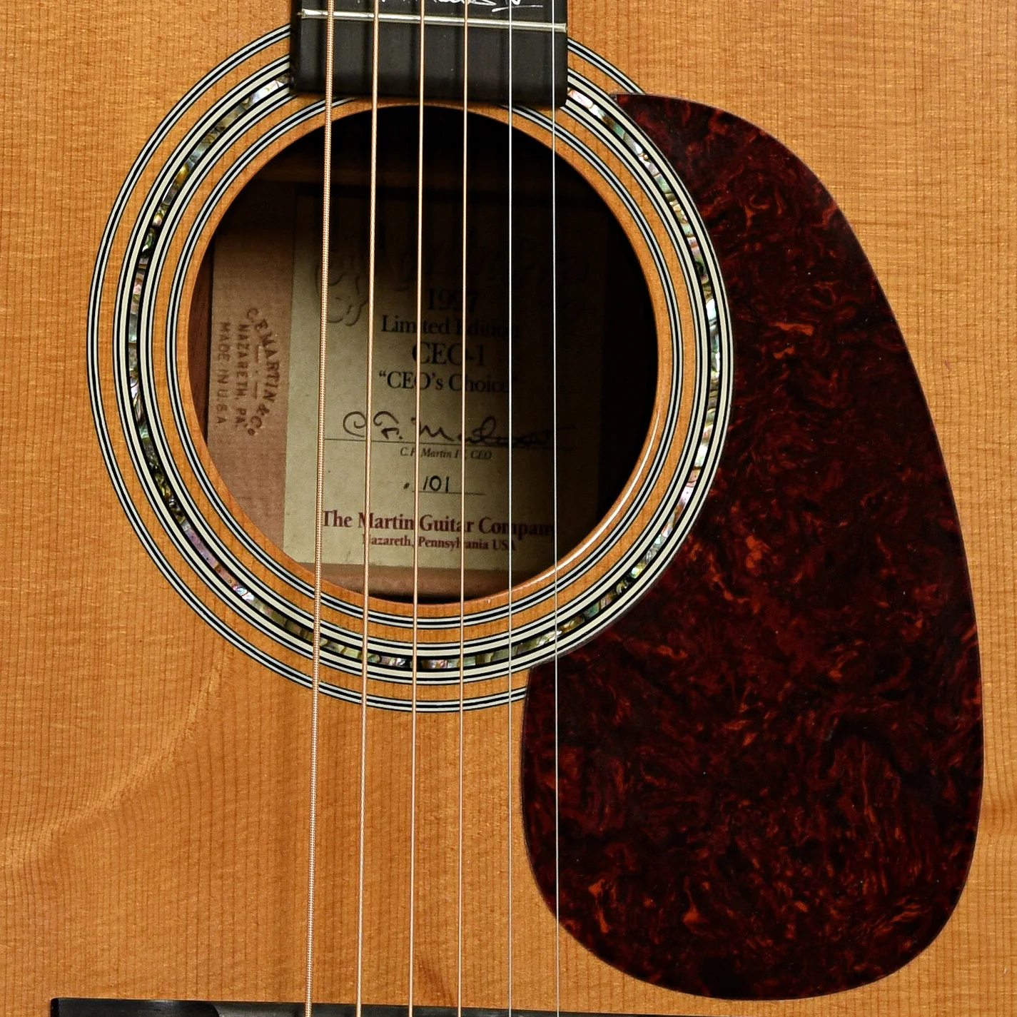 Martin CEO-1 Acoustic Guitar (1997) - Image 6