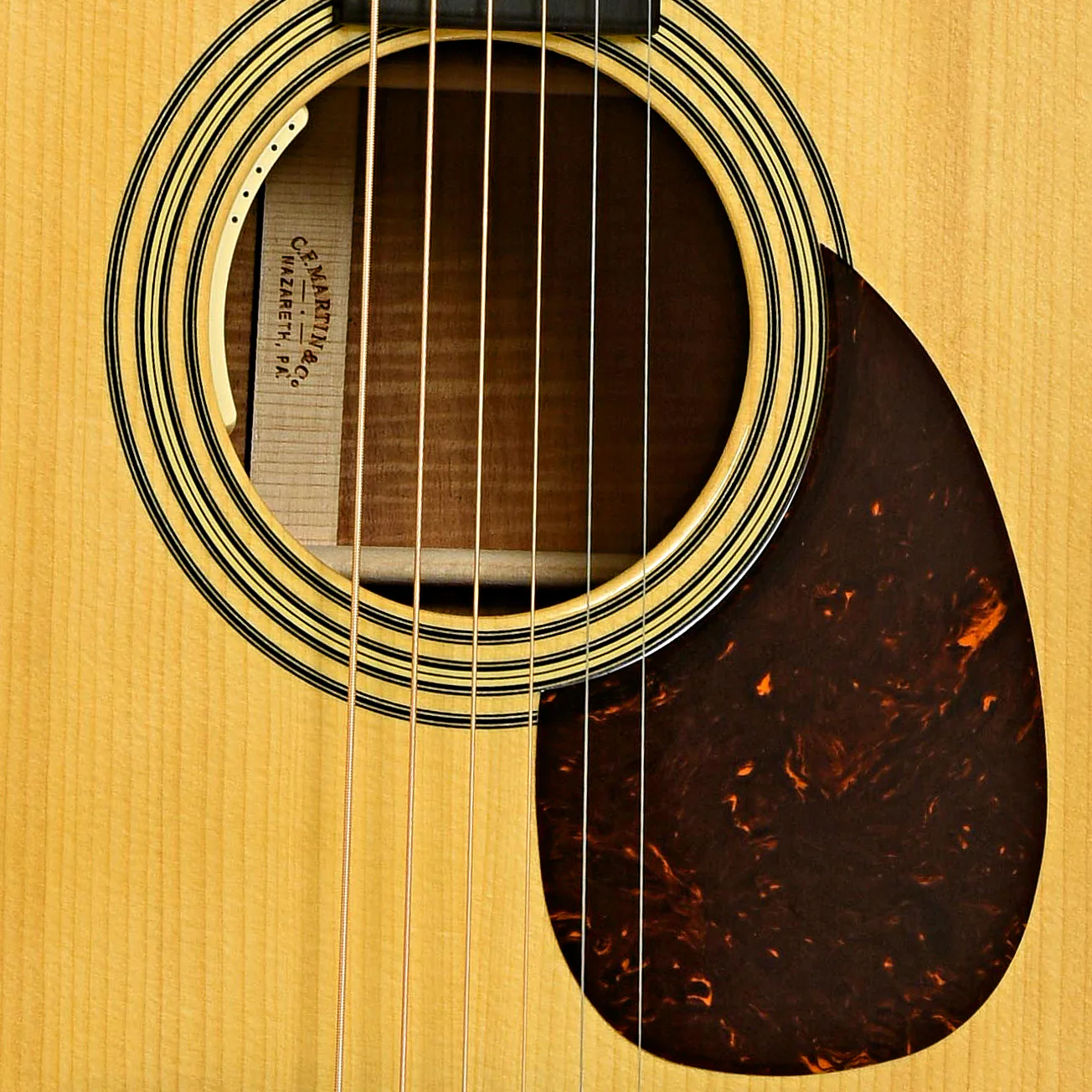 Martin Custom 28-Style OM Cutaway Acoustic-Electric Guitar (2023) - Image 6