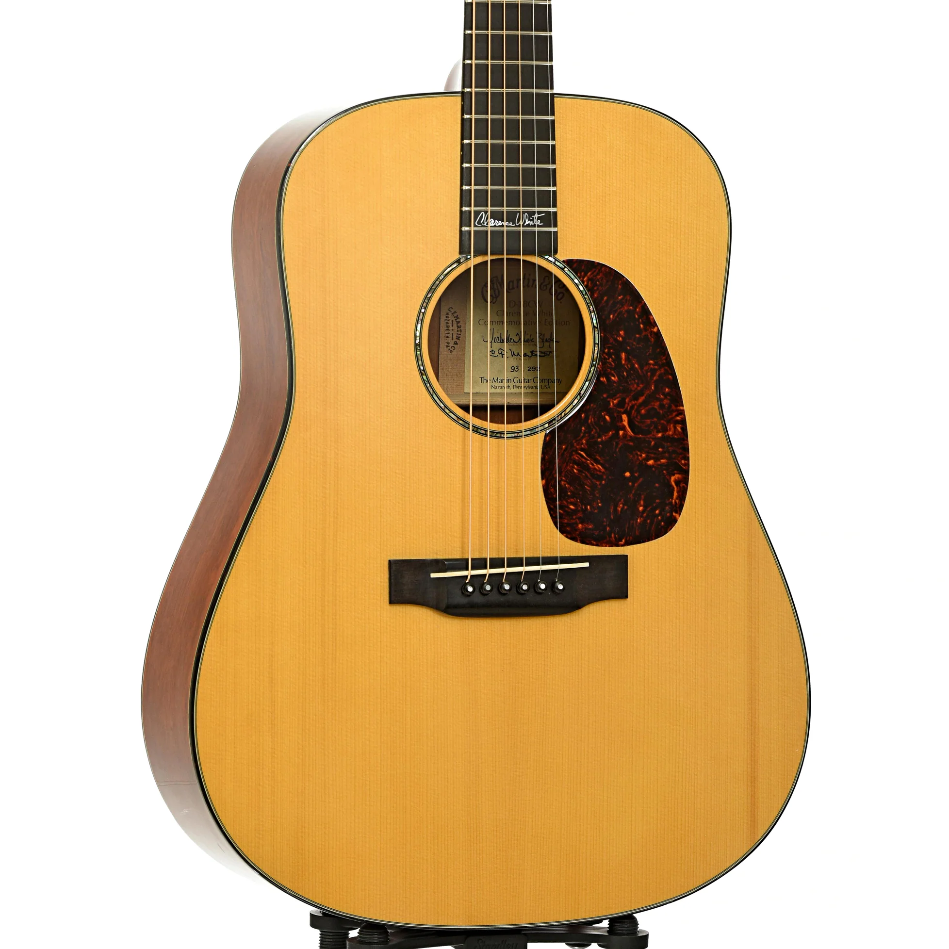 Martin D-18CW Acoustic Guitar (2000) - Image 4