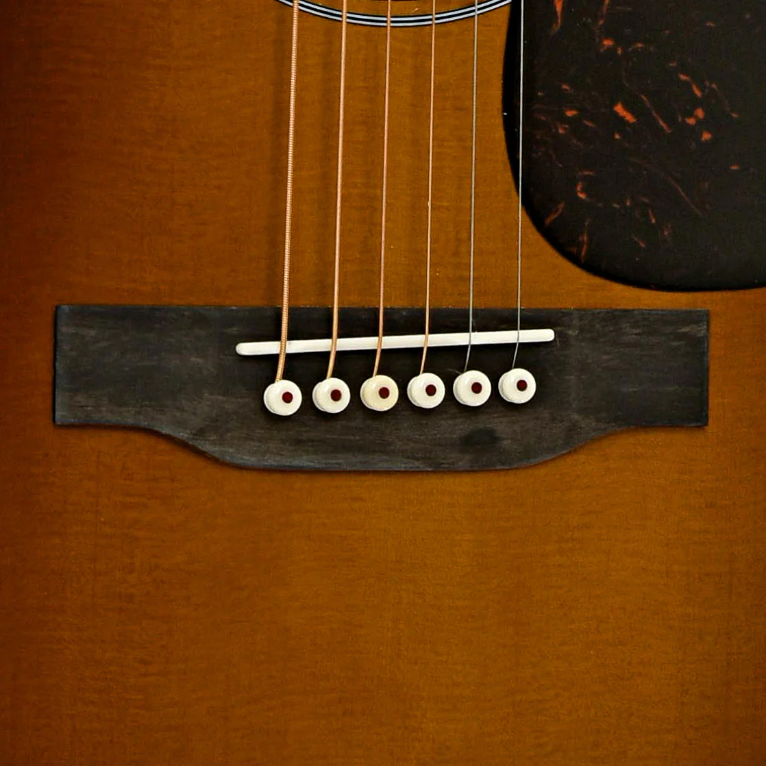 Martin D-28 Sunburst Guitar & Case - Image 5