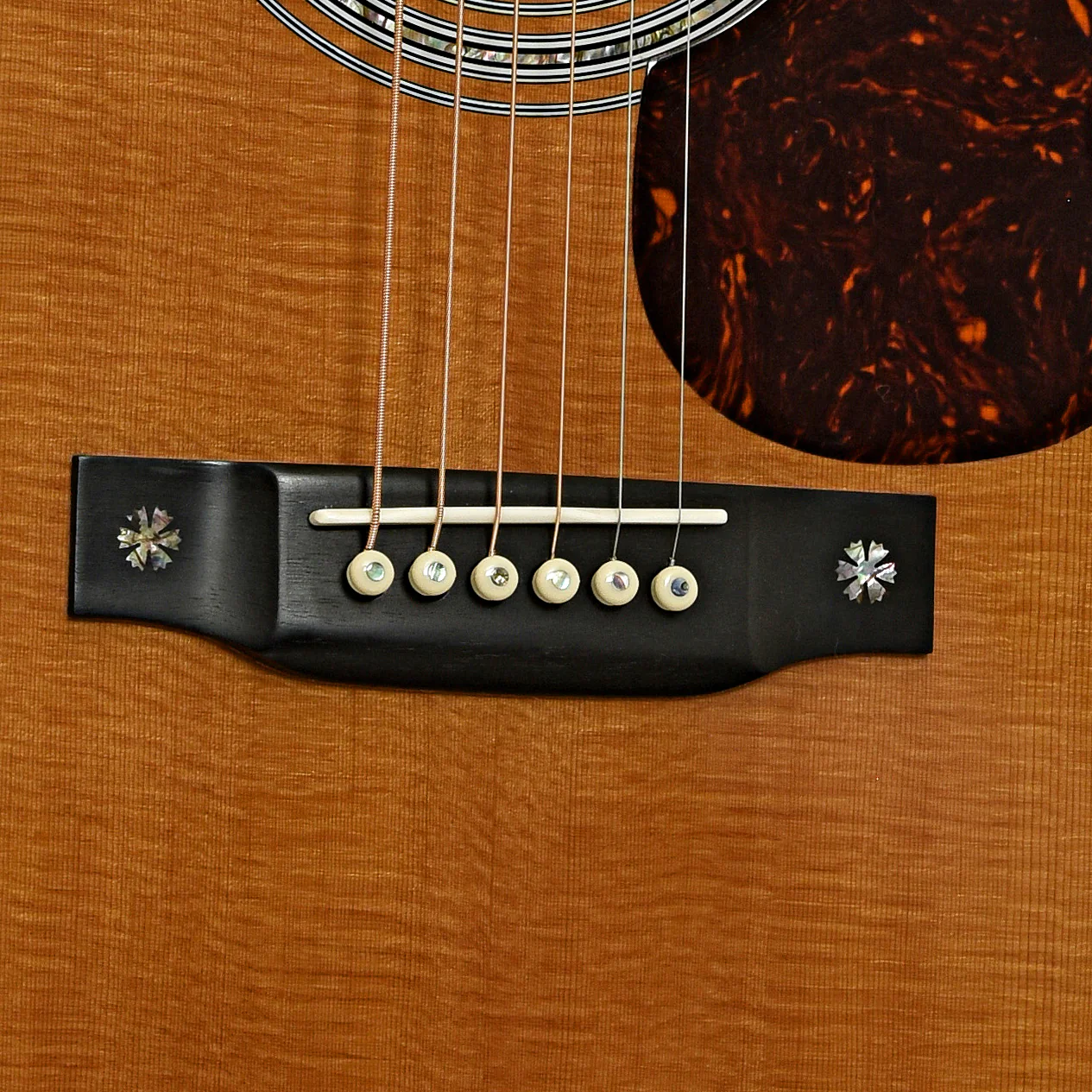 Martin D-42 Acoustic Guitar (2015) - Image 5