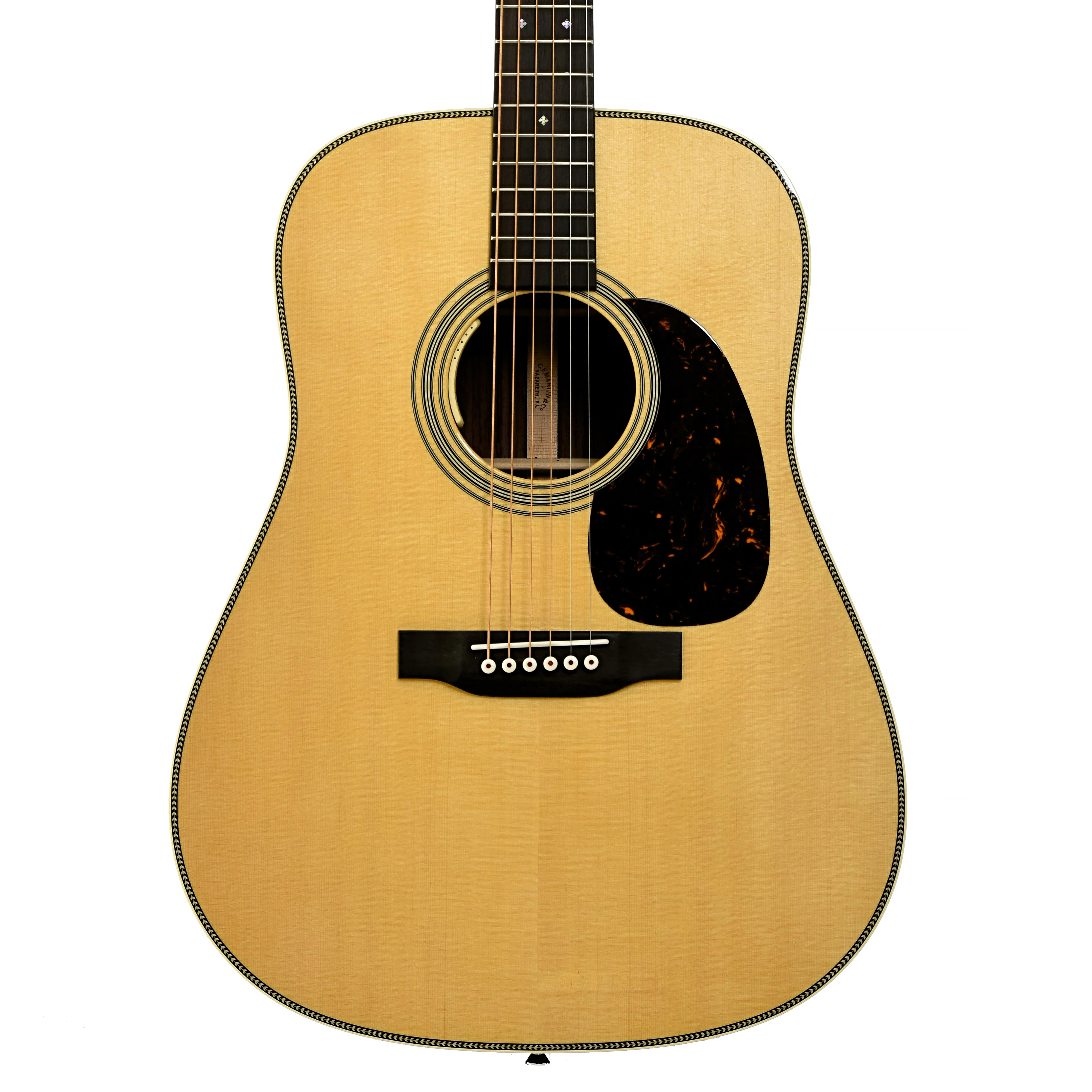 Martin HD-28E Guitar & Case, Baggs Pickup - Image 2